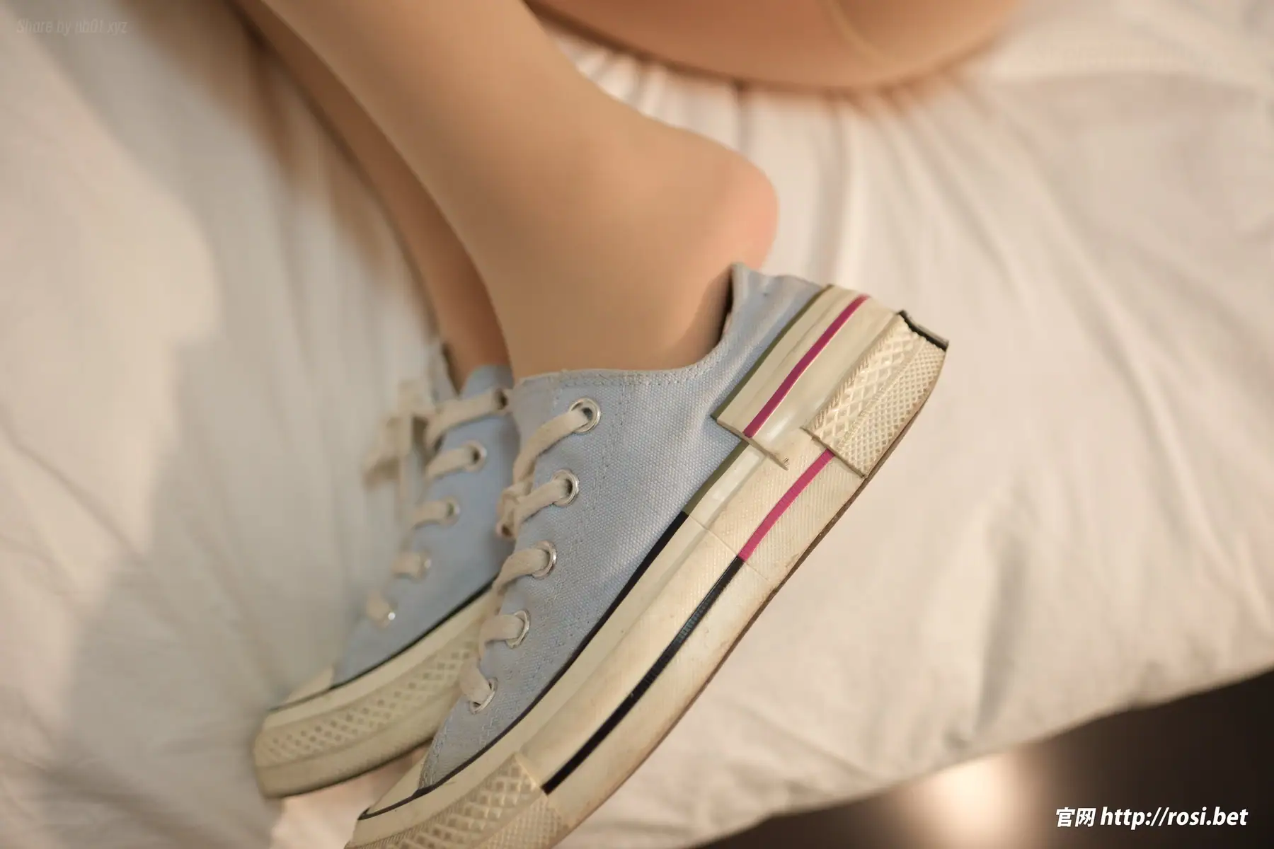 [ROSI写真]2025.12.19 No.5128(68P_42.9M) [ROSI写真]2025.12.19 No.5128(68P_42.9M)_nb01.xyz_0041 图片5