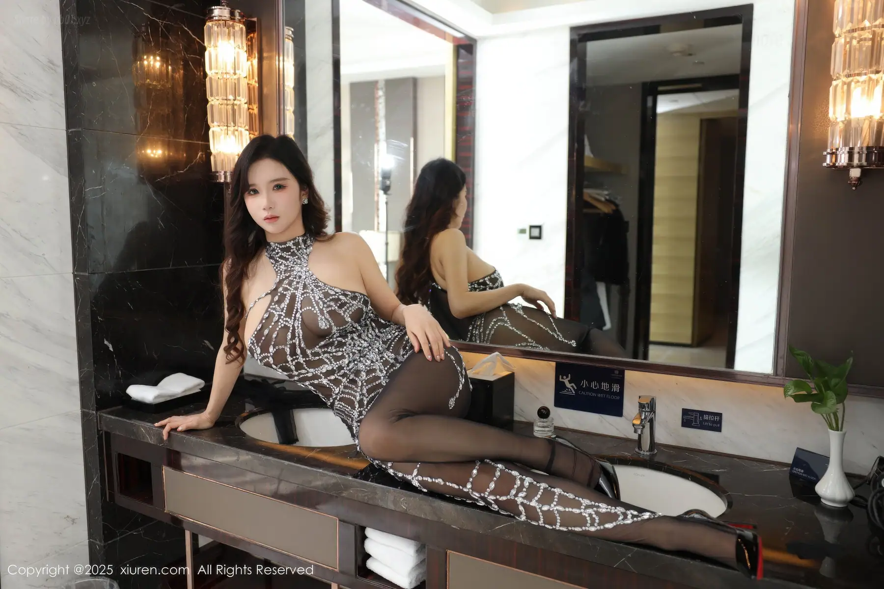 XIUREN No.11076 小肉肉咪(76P_140.2M) XIUREN No.11076 小肉肉咪(76P_140.2M)_nb01.xyz_0030 图片3