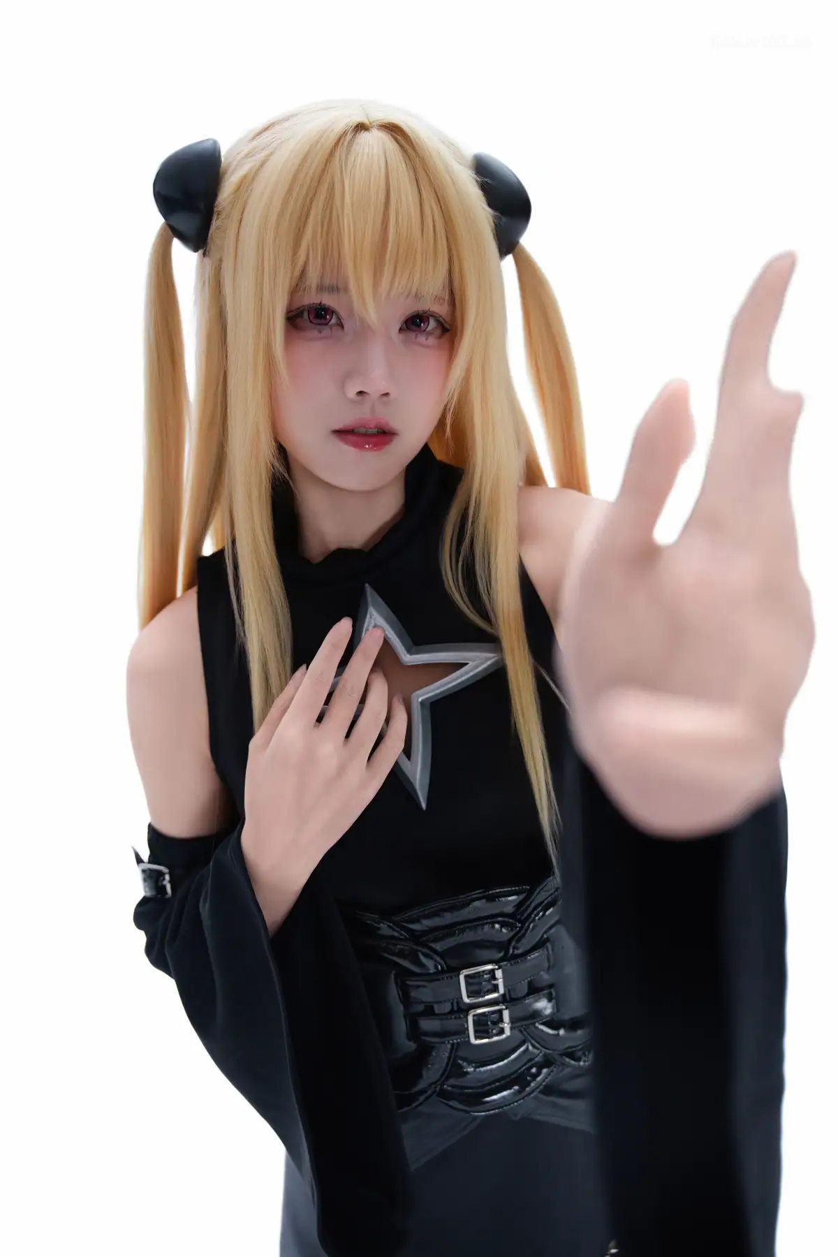 清水凪 - 出包王女 金色暗影(38P_111.5M) 清水凪 - 出包王女 金色暗影(38P_111.5M)_nb01.xyz_0010 图片3