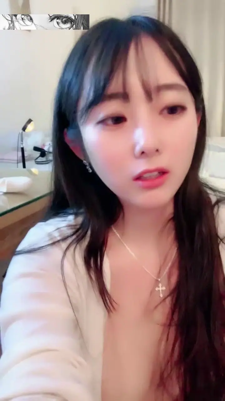 小狐狸 - 娇娇嗲嗲的 声优小魅魔巨乳肥臀(24P+2V+3Gif_3.9G) 小狐狸 - 娇娇嗲嗲的 声优小魅魔巨乳肥臀(24P+2V+3Gif_3.9G)_nb01.xyz_0012 图片4