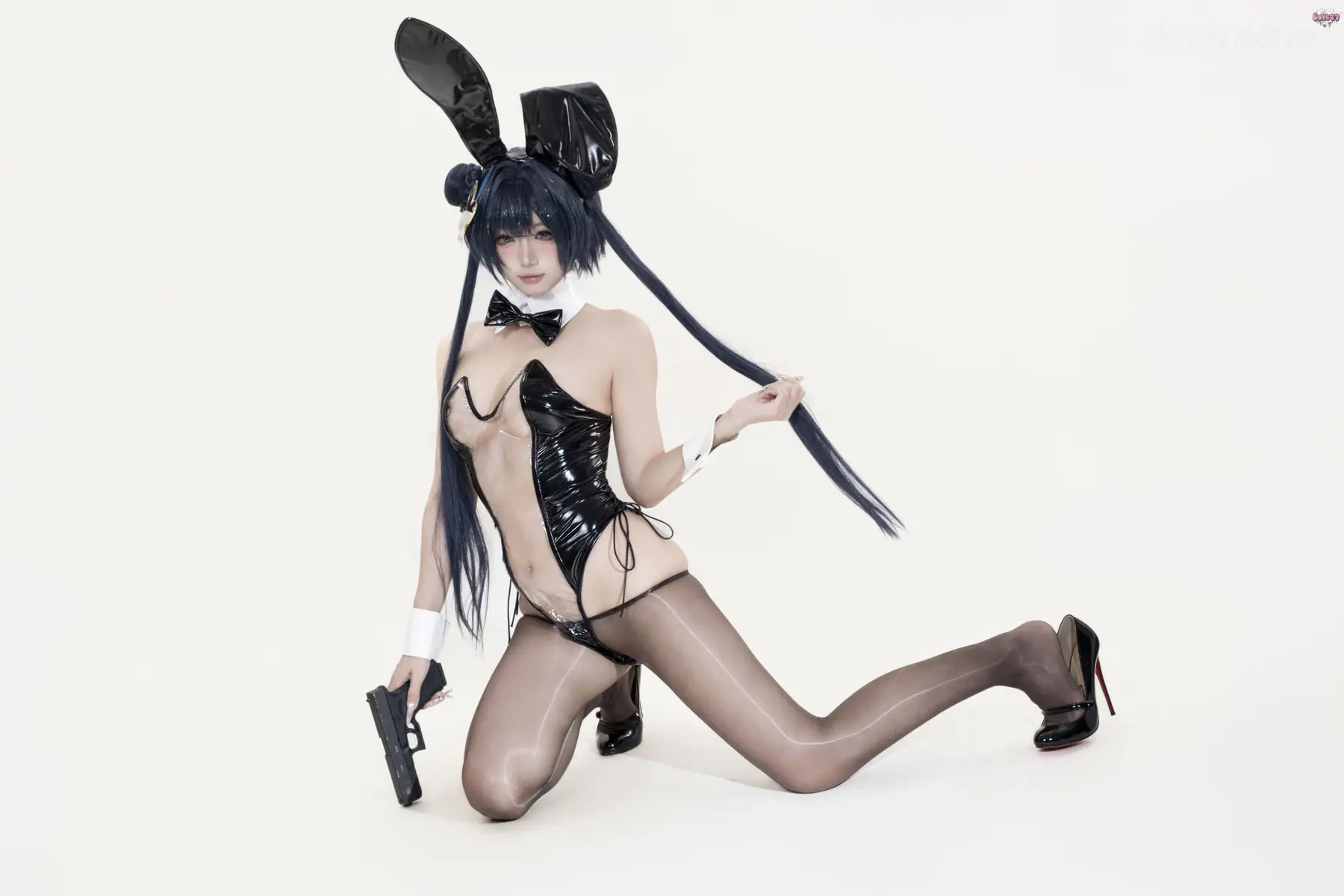 柒柒要乖哦 - 蔚蓝档案 妃咲兔女郎(26P_25.7M) 柒柒要乖哦 - 蔚蓝档案 妃咲兔女郎(26P_25.7M)_nb01.xyz_0013 图片3