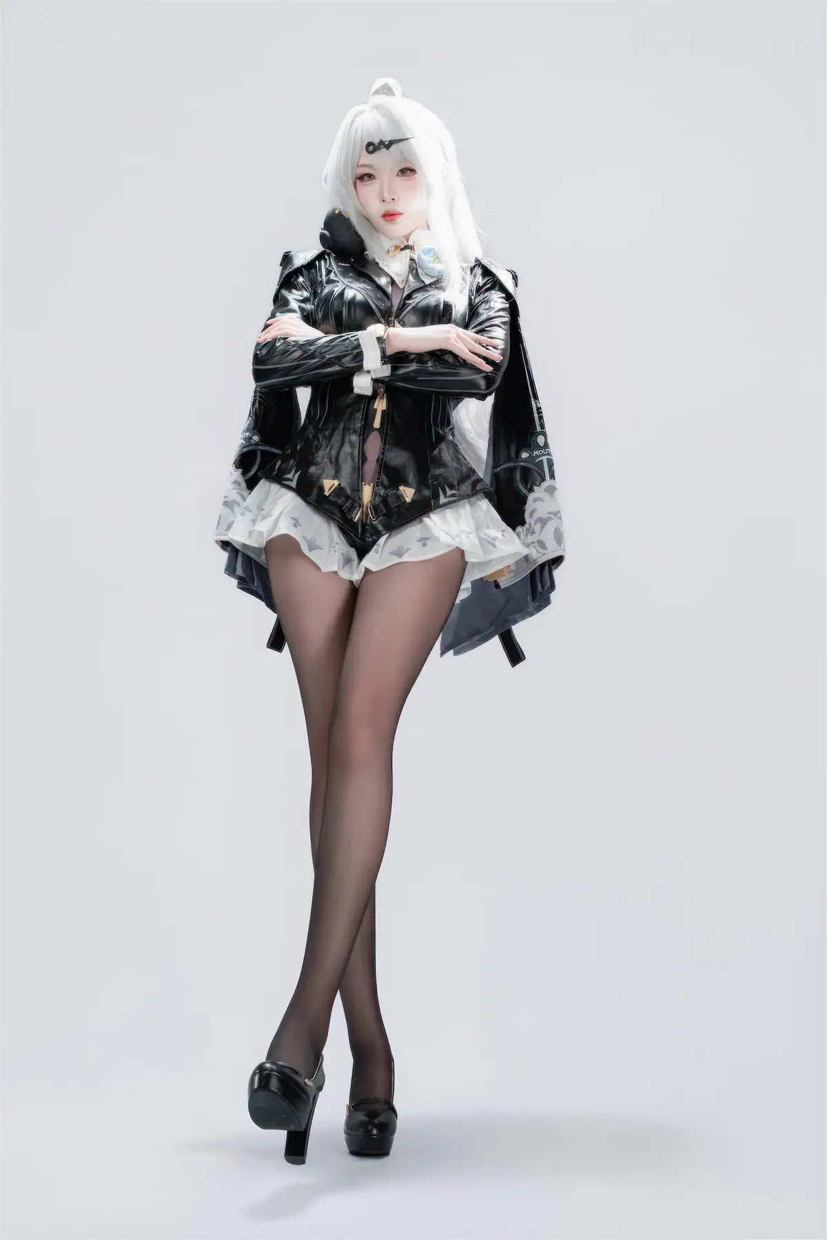 轩萧学姐 - 绝区零 仪玄·墨形影踪(100P_82.5M) 轩萧学姐 - 绝区零 仪玄·墨形影踪(100P_82.5M)_nb01.xyz_0001