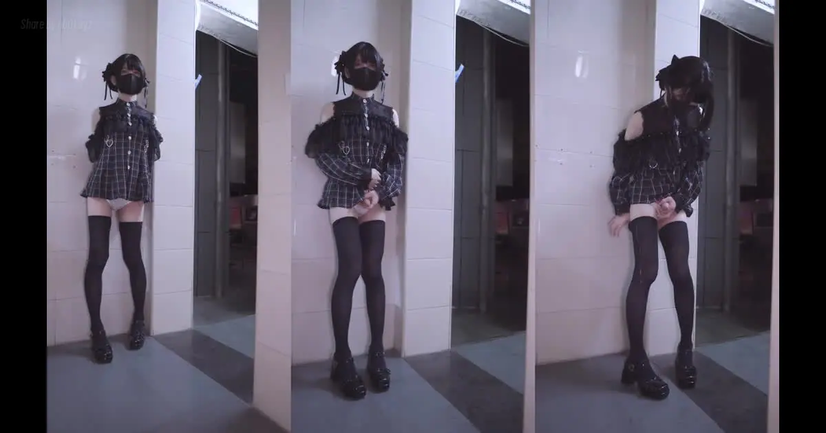 曦曦呀曦曦(@xixiyaxixi) - T019 [4K] 露肩连衣裙公厕 open shoulder dress public restroom(7P+1V_626.8M) 曦曦呀曦曦(@xixiyaxixi) - T019 [4K] 露肩...