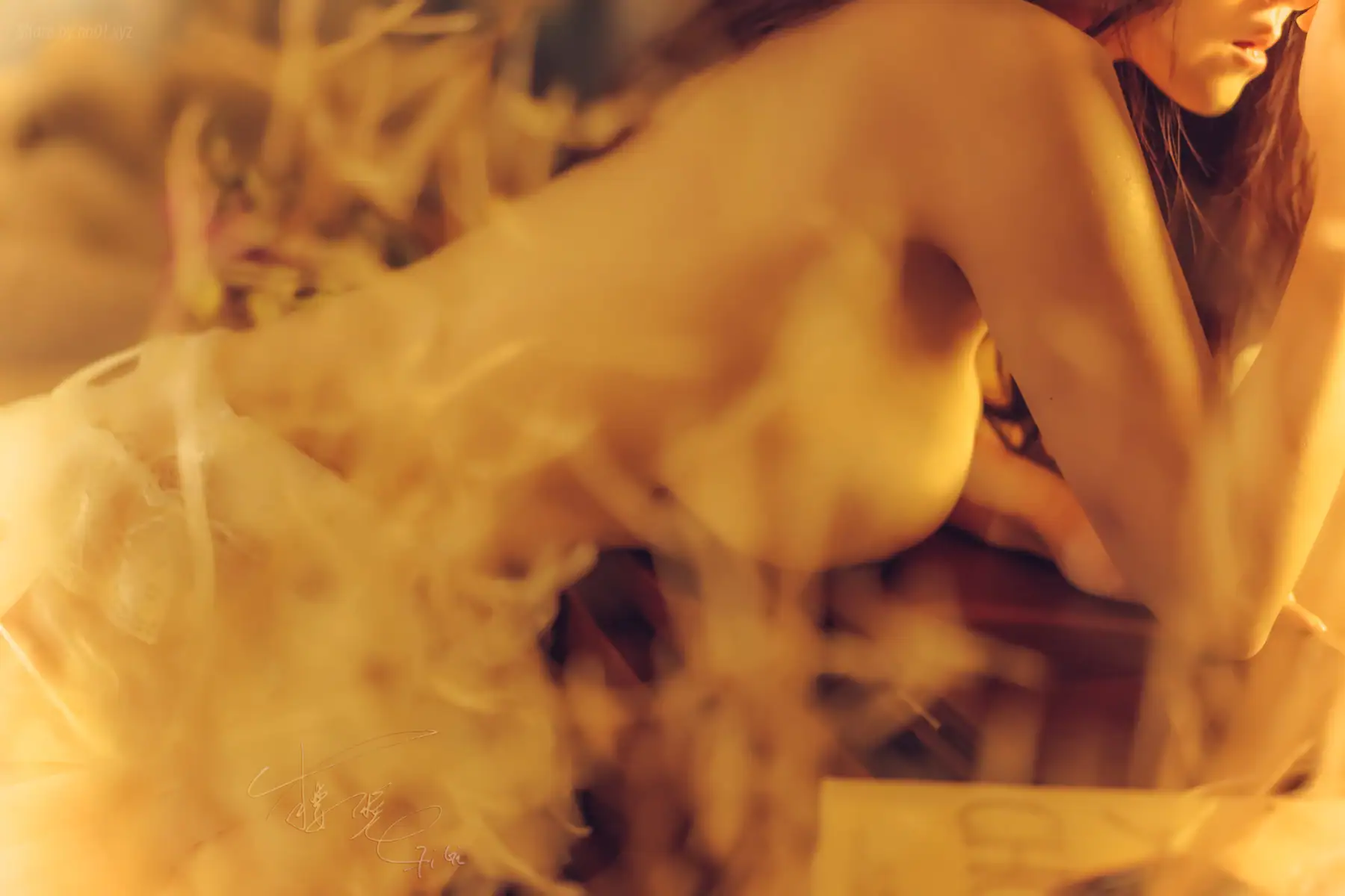 樱晚gigi - 轻听(23P_28.3M) 樱晚gigi - 轻听(23P_28.3M)_nb01.xyz_0023 图片8