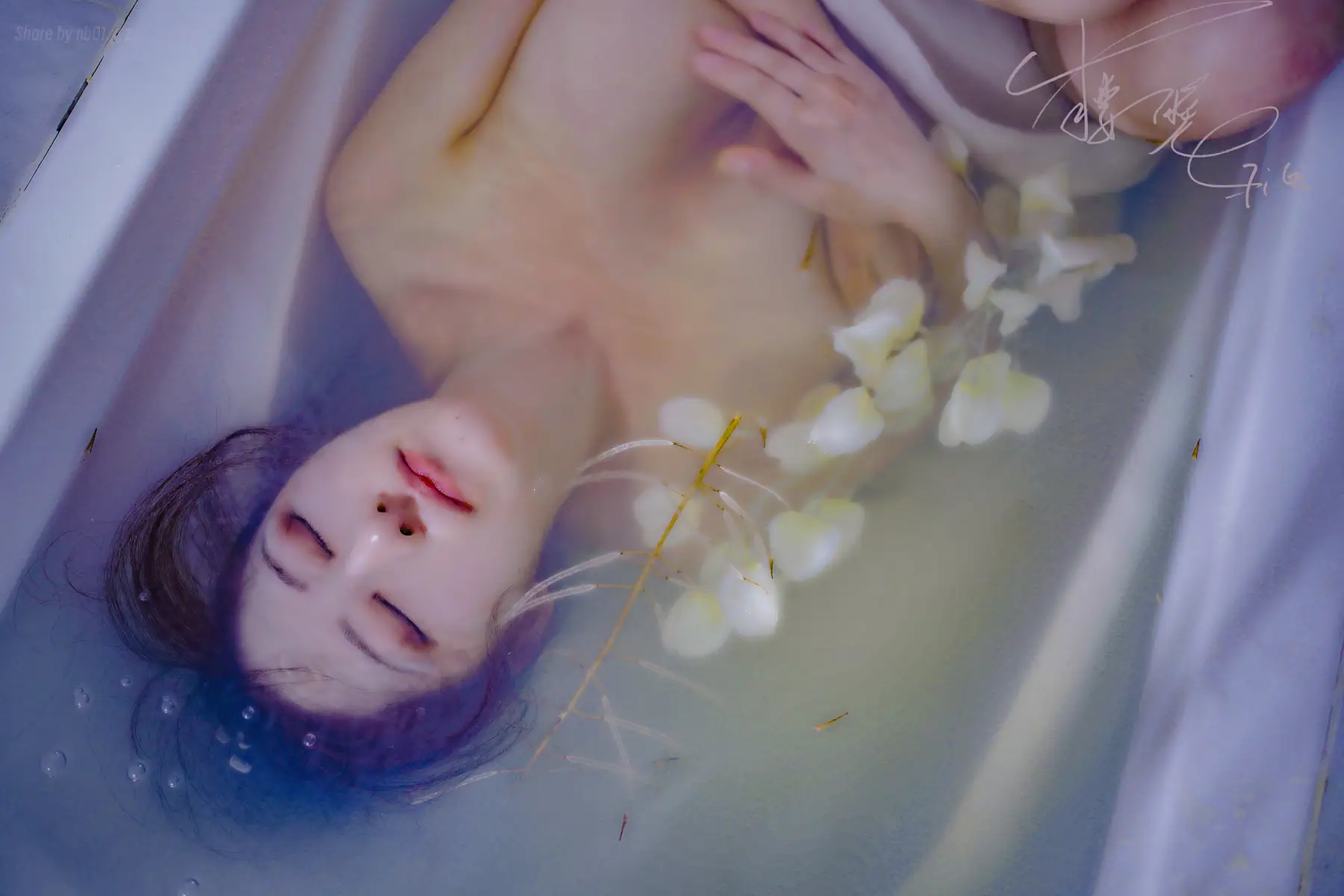 樱晚gigi - 清衣.池(25P_96.5M) 樱晚gigi - 清衣.池(25P_96.5M)_nb01.xyz_0024 图片7