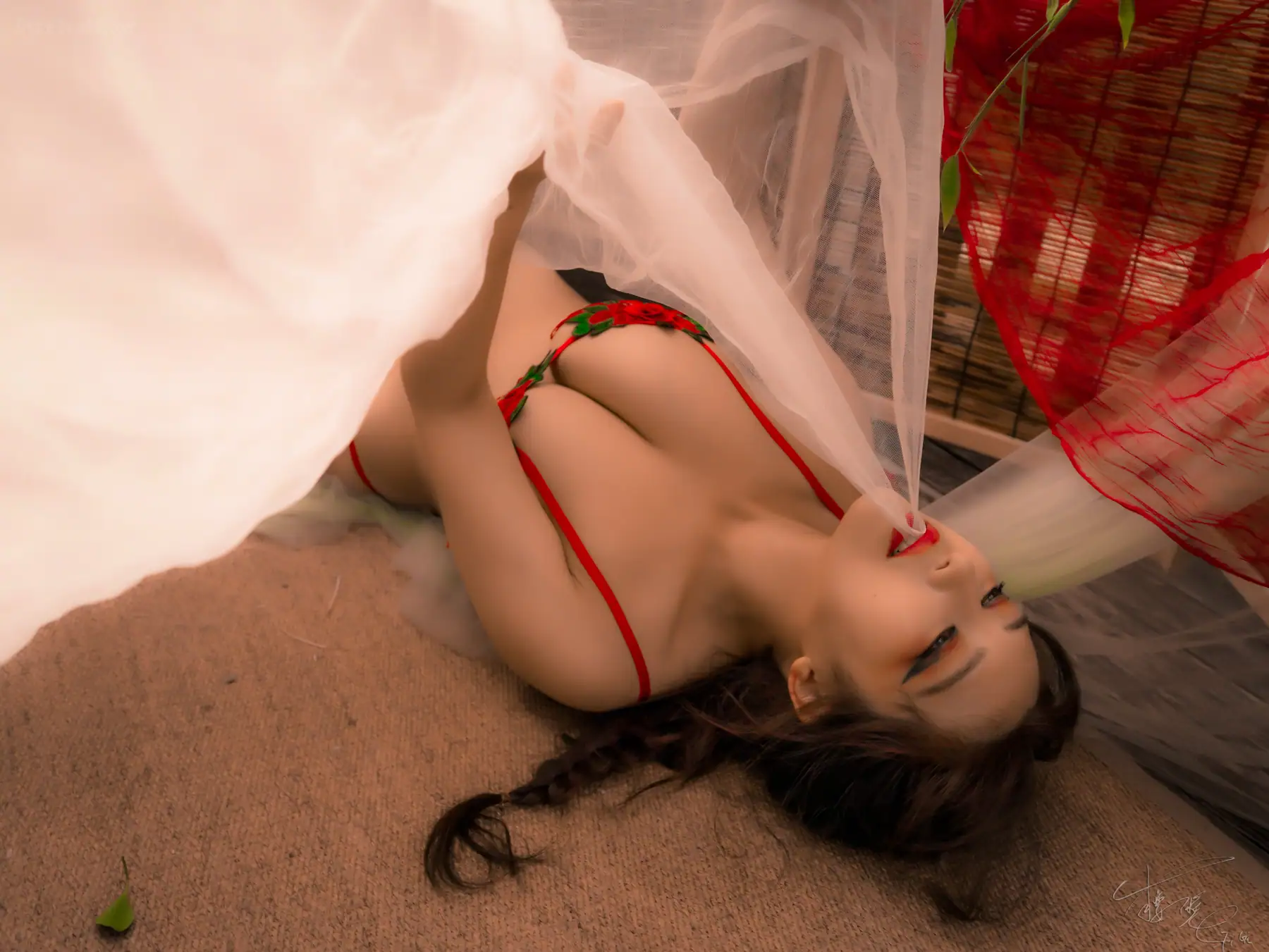 樱晚gigi - 胭花(21P_28.2M) 樱晚gigi - 胭花(21P_28.2M)_nb01.xyz_0017 图片7