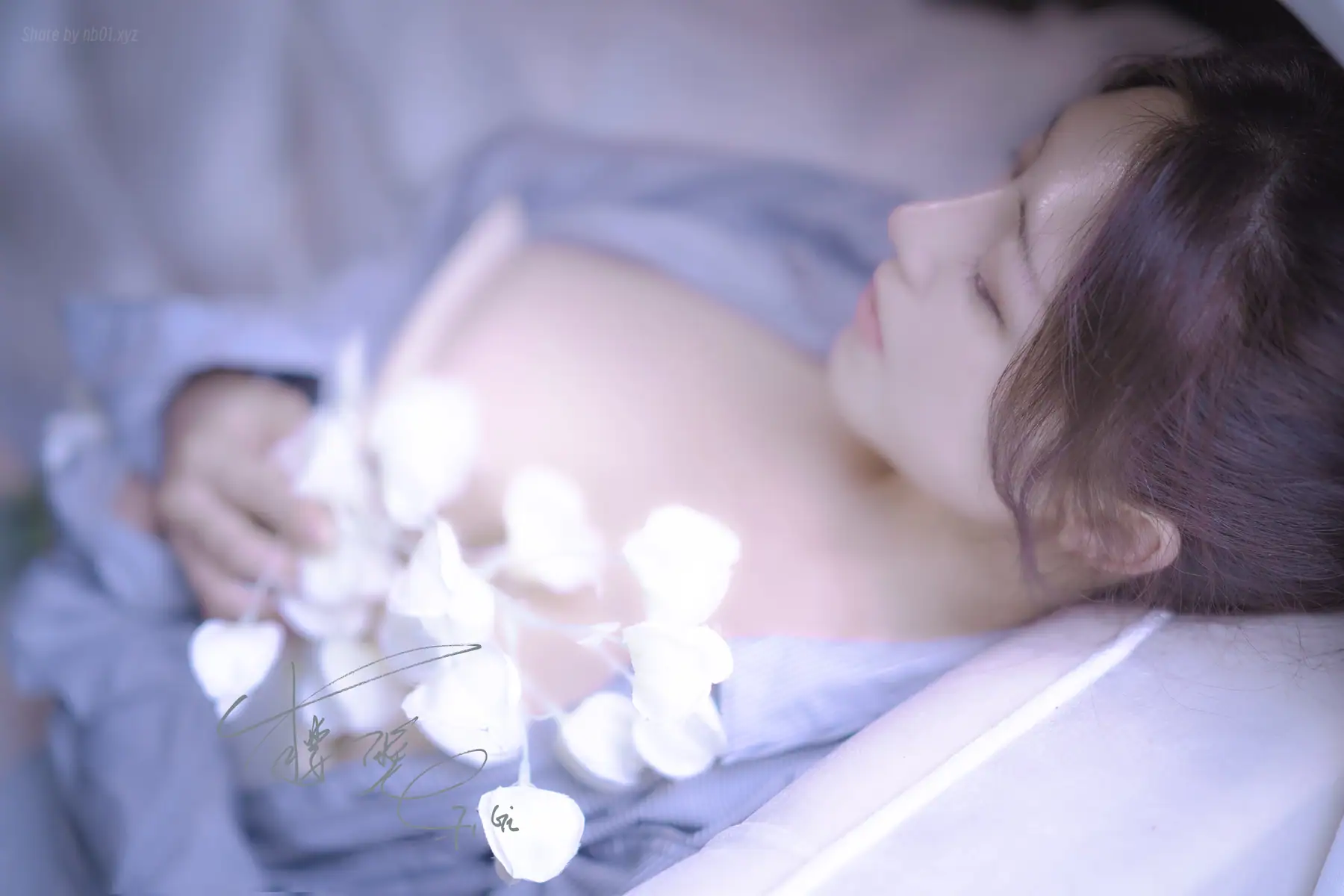 樱晚gigi - 你的衬衫(22P_69.5M) 樱晚gigi - 你的衬衫(22P_69.5M)_nb01.xyz_0012 图片4