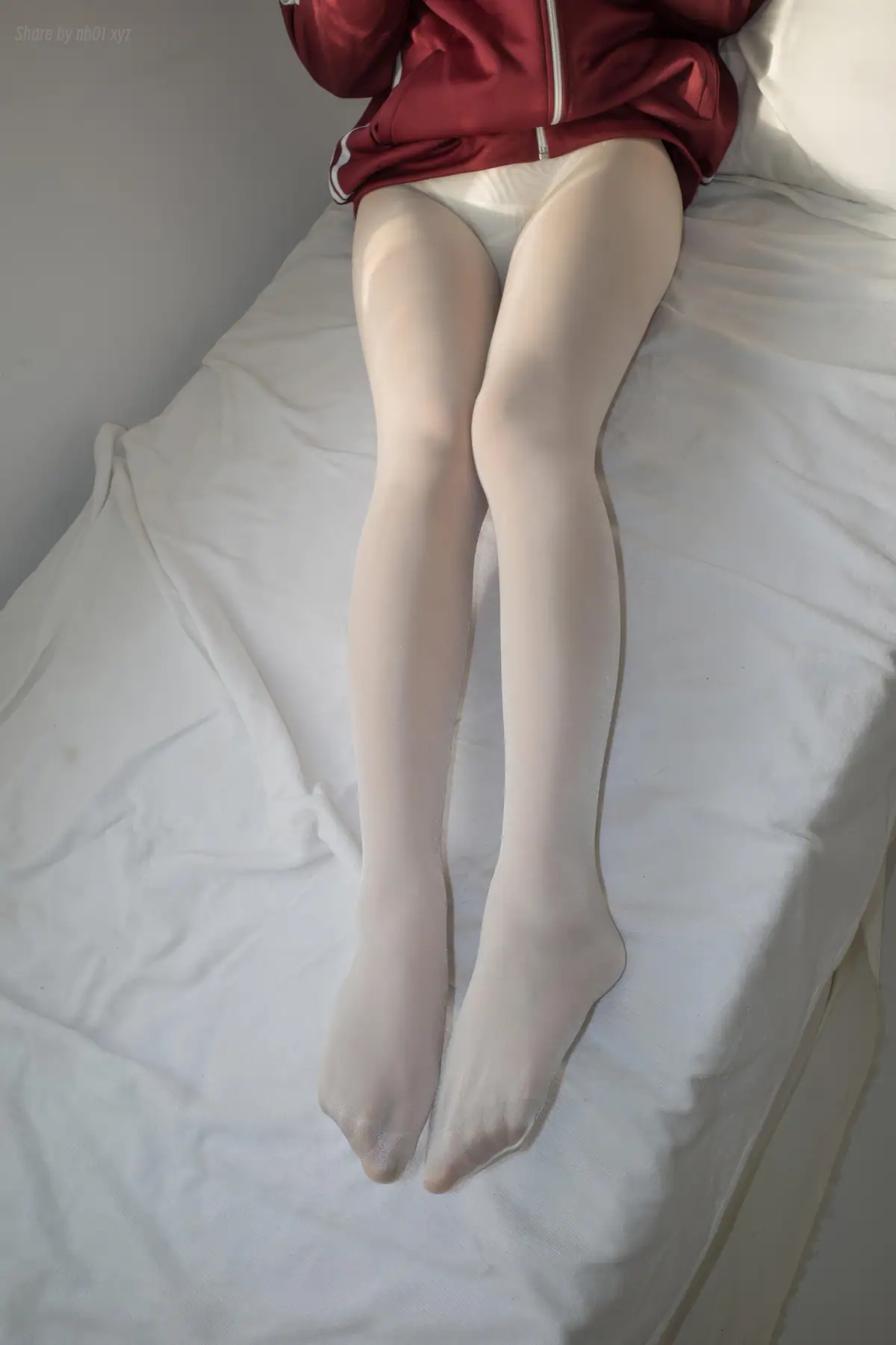 [森萝财团写真]内部写真 小夜 40D闪闪舍宾袜(79P_377.9M) [森萝财团写真]内部写真 小夜 40D闪闪舍宾袜(79P_377.9M)_nb01.xyz_0001