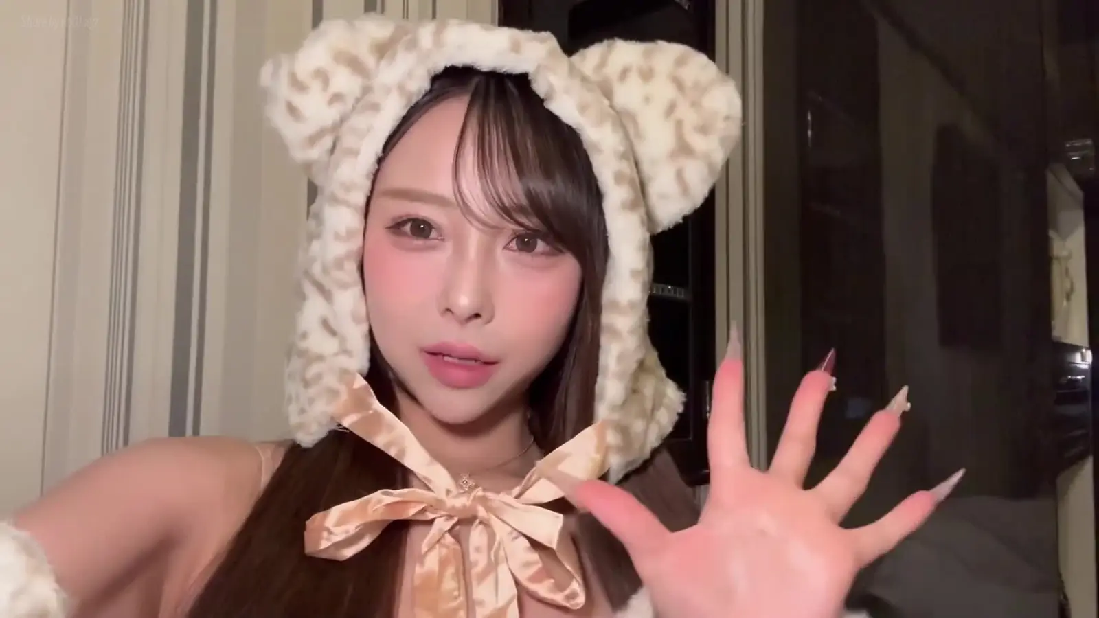 [MyFans]りお(@bu_ivv) - 実は3年前からフォローしてくれていて、ずっとDMでわたしに会いたいですってアプローチしてくれていたでかちんお兄さんと実際に会って遊んできました(7P+1V_640.6M) [MyFans]りお(@bu...