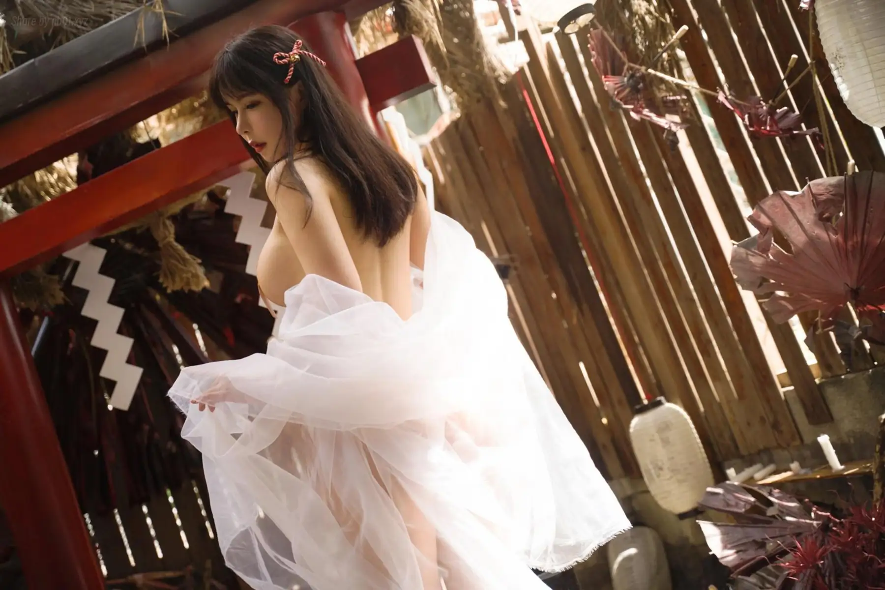 亚马逊鲶鱼 - 神社符纸巫女(96P_226.9M) 亚马逊鲶鱼 - 神社符纸巫女(96P_226.9M)_nb01.xyz_0056 图片5