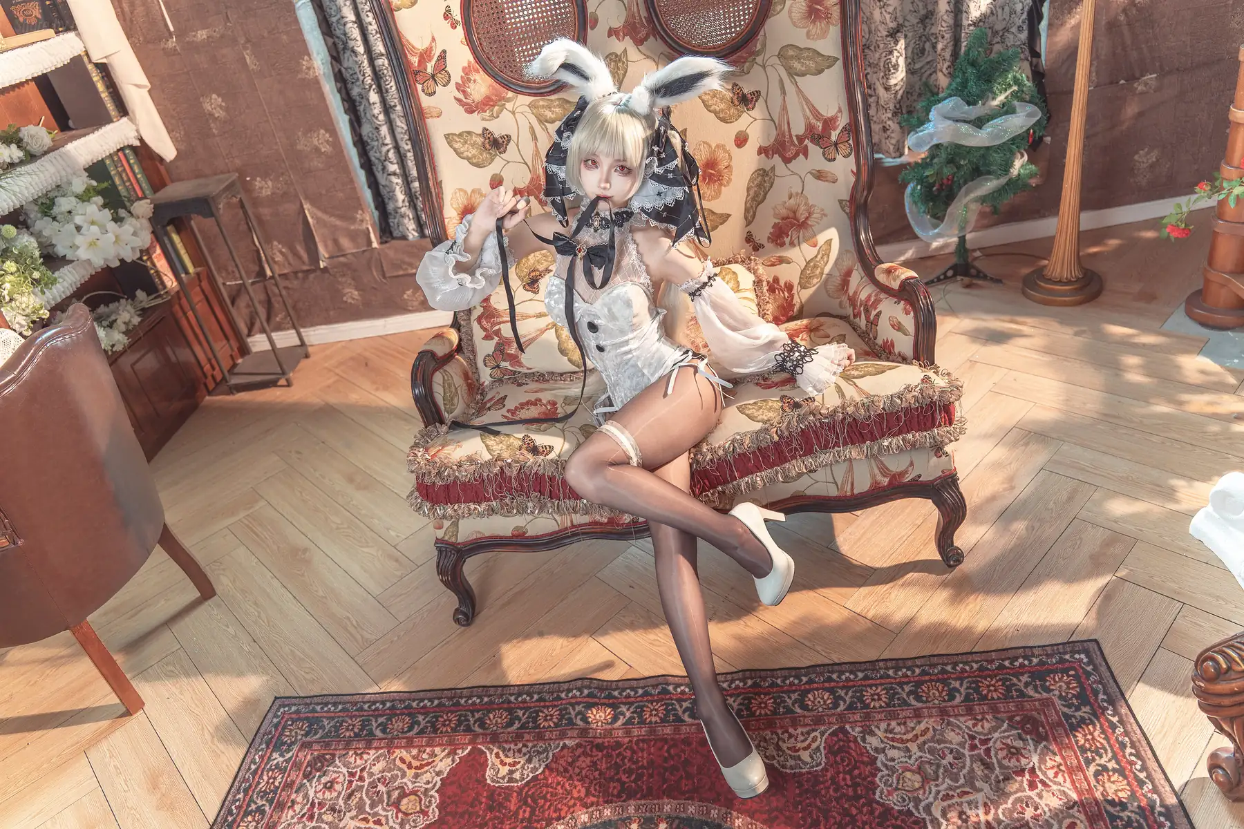 狐玖玖 - 碧蓝航线 可畏 白兔女郎(25P_352.1M) 狐玖玖 - 碧蓝航线 可畏 白兔女郎(25P_352.1M)_nb01.xyz_0011 图片4