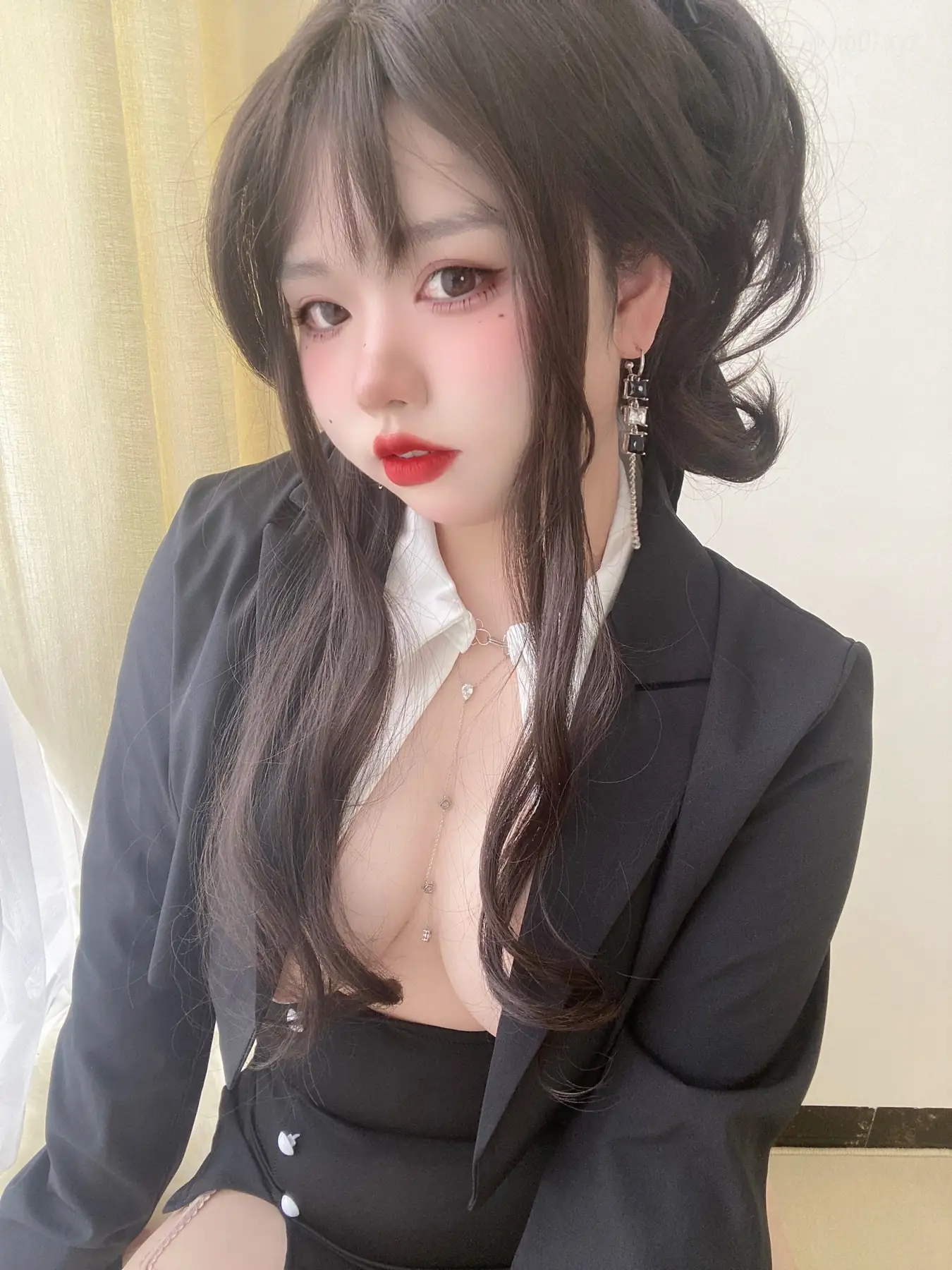 鸽鸽咕咕w(我想吃麦当劳) - Sexy大姐姐(30P+1V_449.7M) 鸽鸽咕咕w(我想吃麦当劳) - Sexy大姐姐(30P+1V_449.7M)_nb01.xyz_0017 图片4