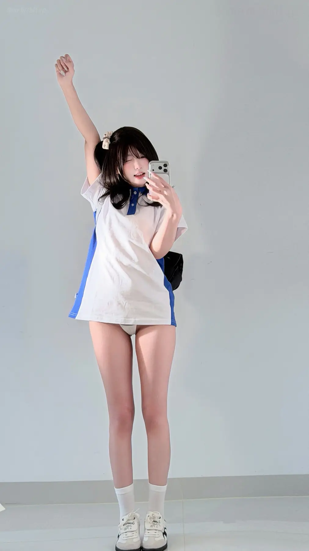 真宝 - 校服甜妹(71P+2V_98.2M) 真宝 - 校服甜妹(71P+2V_98.2M)_nb01.xyz_0001