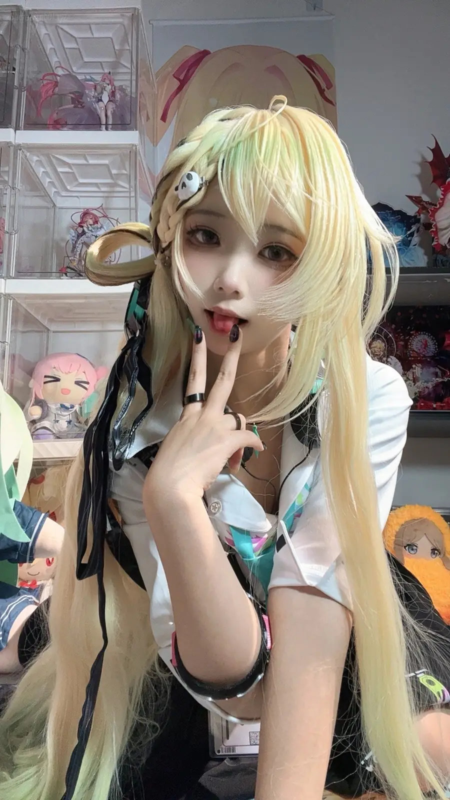 白栎Shirly - 潮鸣 琳奈(130P+26V_6.2G) 白栎Shirly - 潮鸣 琳奈(130P+26V_6.2G)_nb01.xyz_0053 图片3