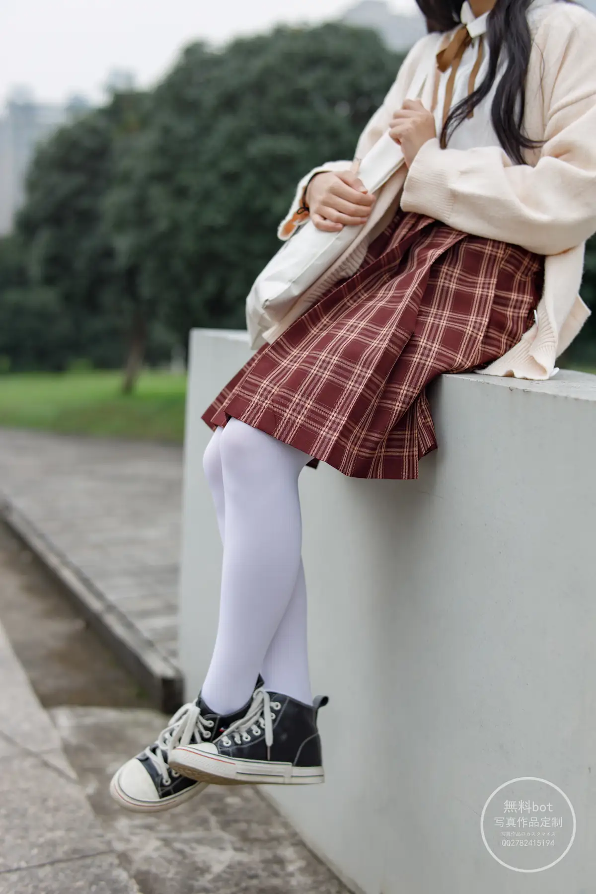 森萝财团 - 有料 依依 户外白丝JK制服(90P_642.8M) 森萝财团 - 有料 依依 户外白丝JK制服(90P_642.8M)_nb01.xyz_0001