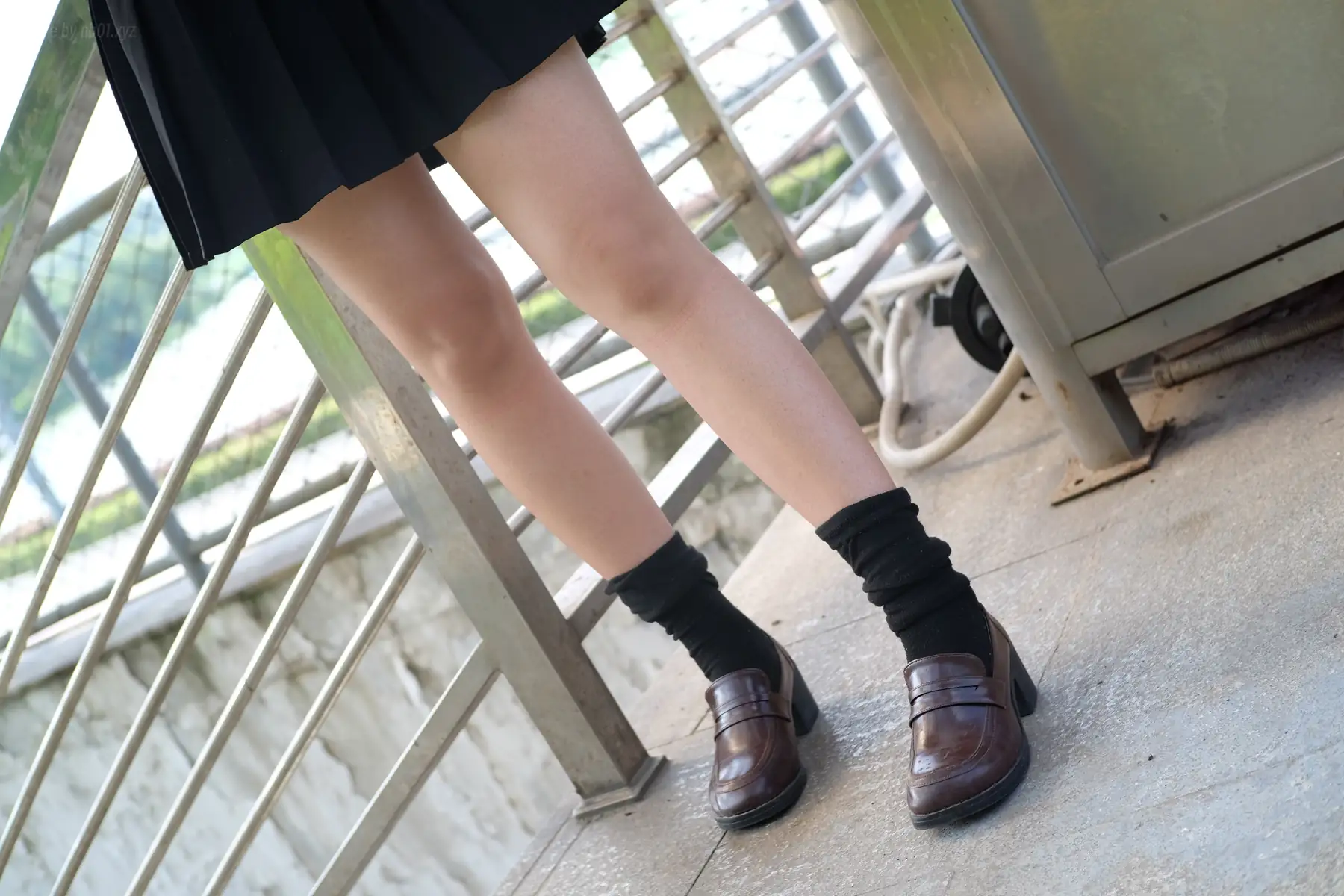 森萝财团 - FREE-003 黑色制服白丝长腿(39P_222.8M) 森萝财团 - FREE-003 黑色制服白丝长腿(39P_222.8M)_nb01.xyz_0012 图片4