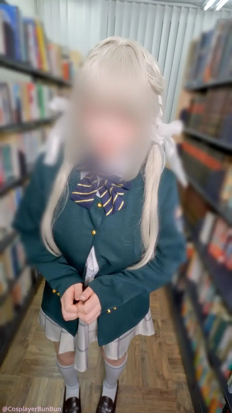 ぶんコス(@CosplayerBunbun) - 2026-05-09_【縦動画♡】「先生、限界ですかっ♡奥にたくさん出してください♡」湿度高めな図書室でいちゃラブえっち♡_蔚蓝档案 樱井美代_4042253(6P+1V_2.3G) ぶんコス(...