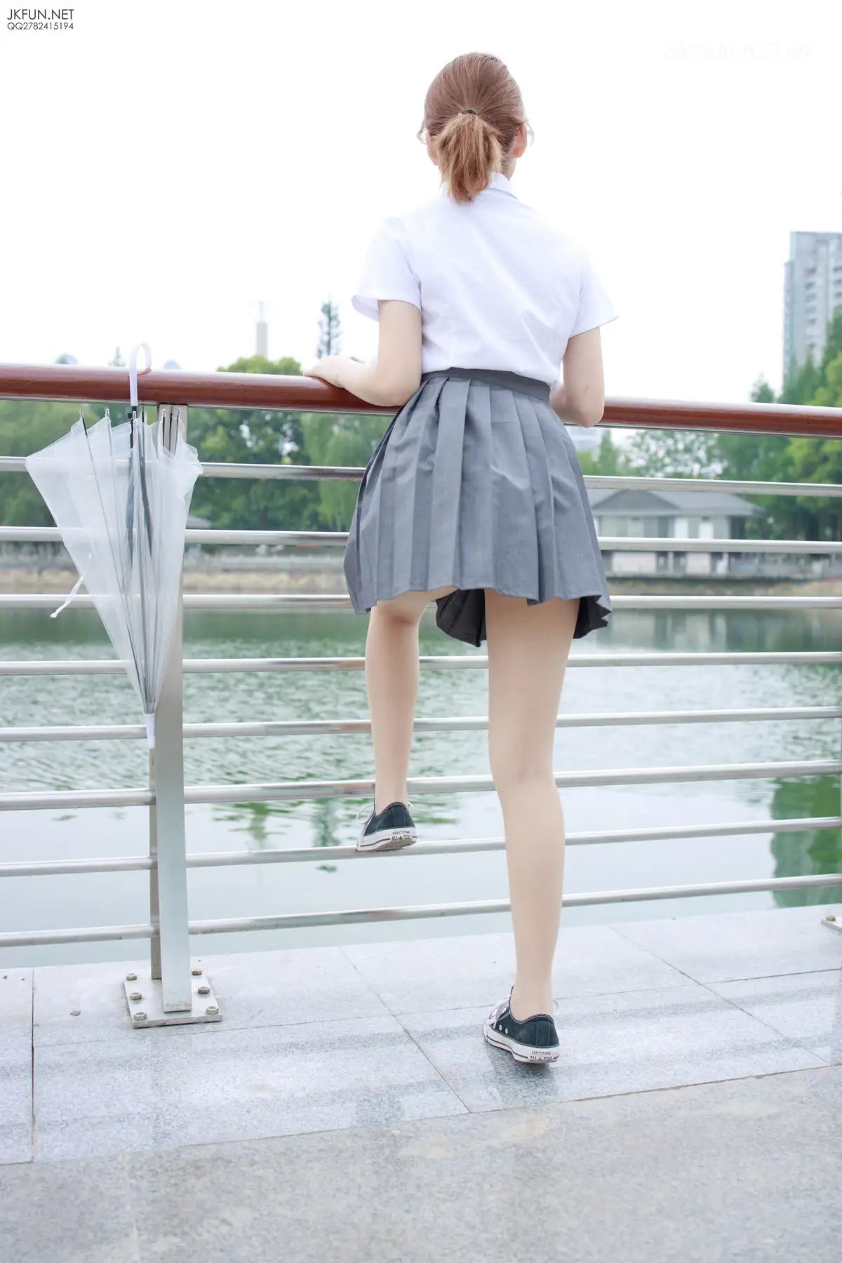 森萝财团 - JKFUN-005 卉子 10D肉丝&裹腿(116P+1V_2.1G) 森萝财团 - JKFUN-005 卉子 10D肉丝&裹腿(116P+1V_2.1G)_nb01.xyz_0001