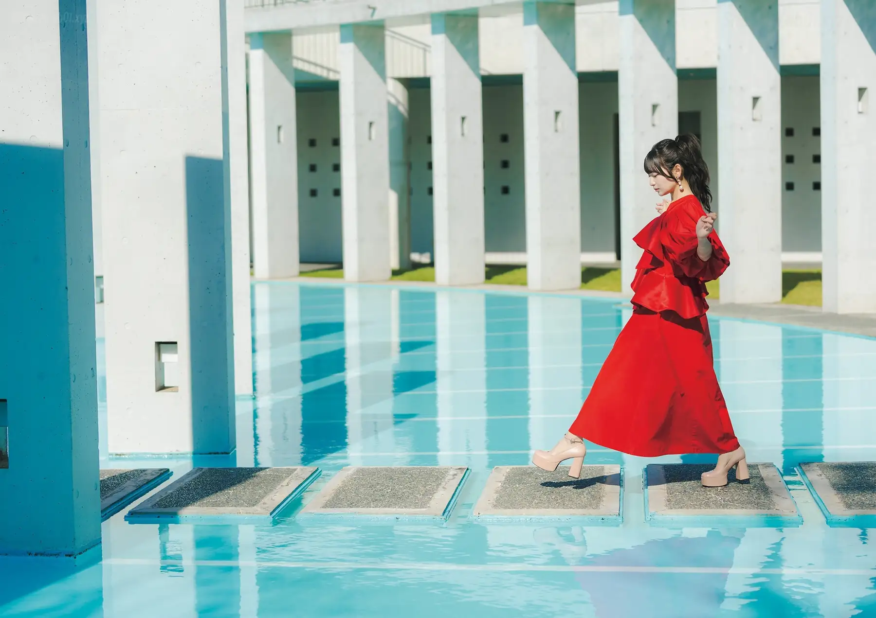 Hina Aoki(青木陽菜) - フォトブック Nostalgia(123P_45.8M) Hina Aoki(青木陽菜) - フォトブック Nostalgia(123P_45.8M)_nb01.xyz_0053 图片4