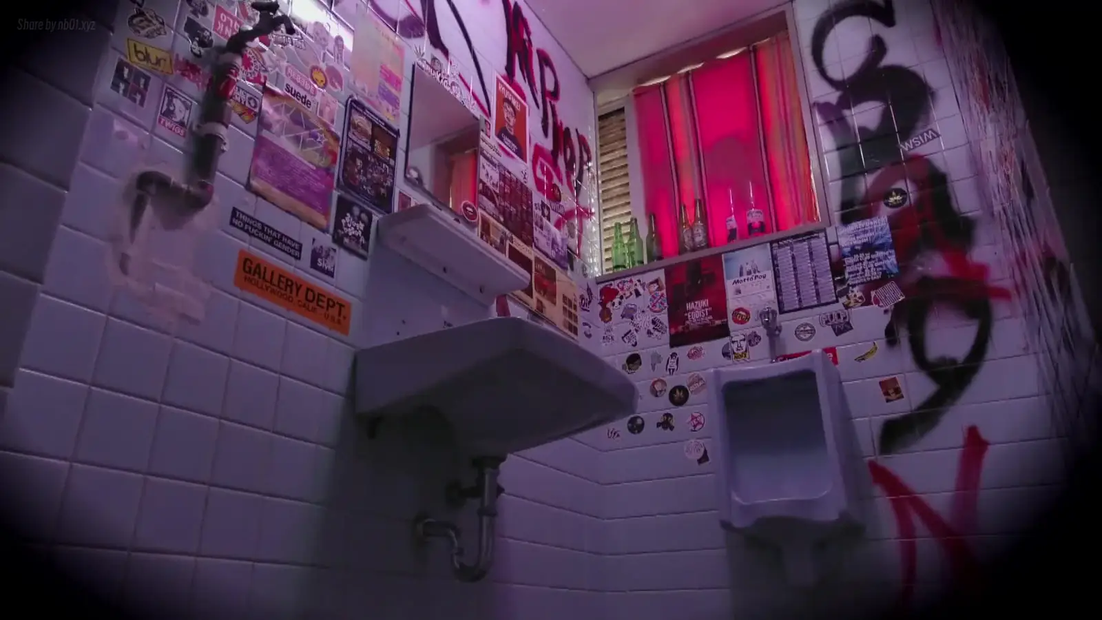 [CandFans]@xxxpushers - 【広域指定ビッチ】全身和彫りのスプリットタン女をナンパしてクラブトイレでxxx→お持ち帰り3Pセック(7P+1V_2.8G) [CandFans]@xxxpushers - 【広域指定ビッチ】全身...