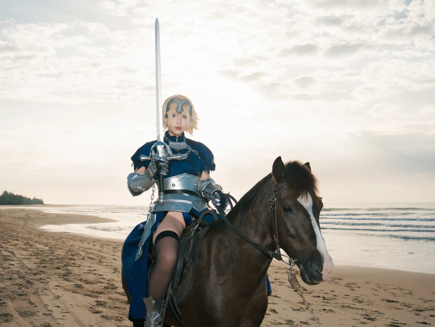 [Patreon]Puypuy - 2026-01月_Jeanne Ruler (FULL)_贞德（Ruler） 命运-冠位指定(153P+5V_2.7G) [Patreon]Puypuy - 2026-01月_Jeanne Ruler (FU...