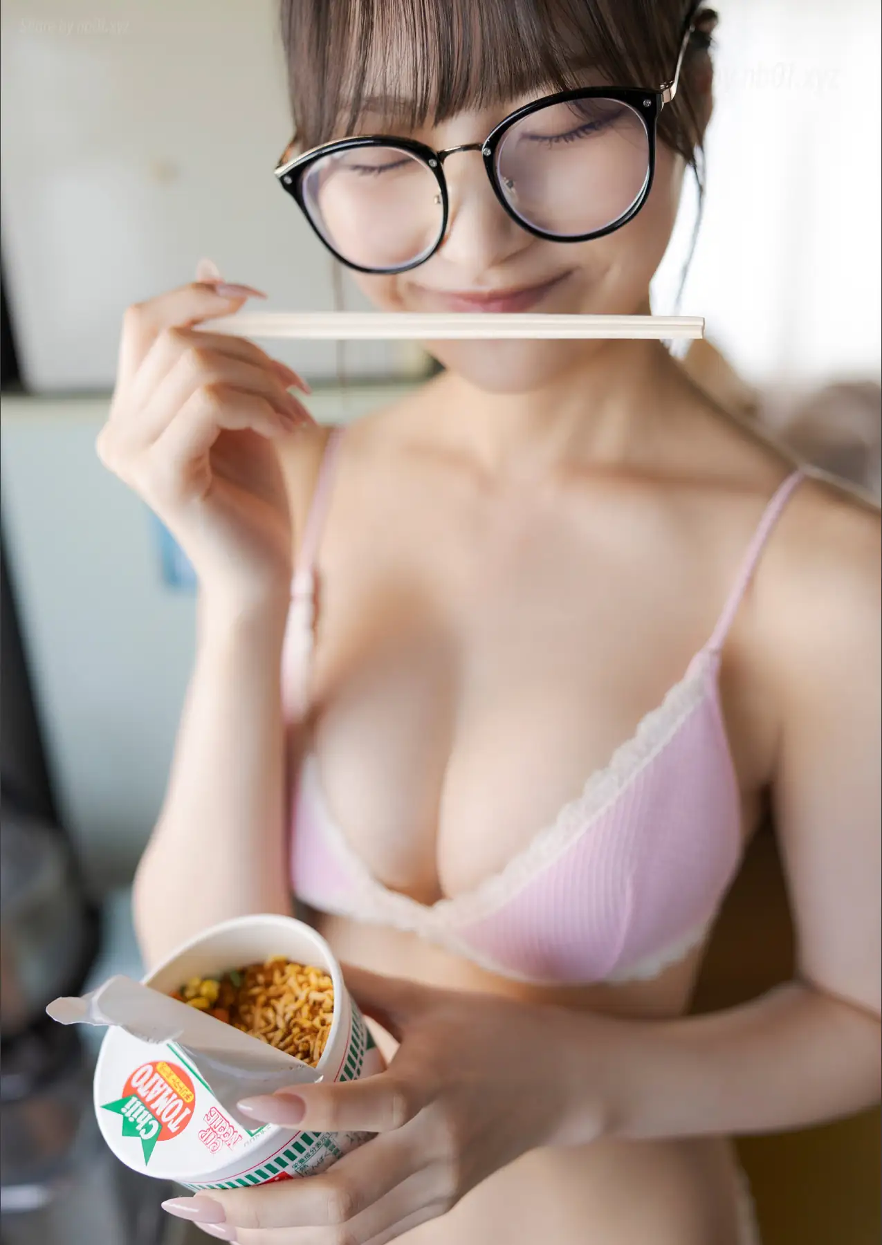 Usa Hiiragi(宇咲) - DOLCEデジタル写真集「二次元至上主義だった私が、漫画世界転生でヒロイン確定。しかも初期ステータスが“可愛い”に全振りだった件。」(74P_63.1M) Usa Hiiragi(宇咲) - DOLCEデジタ...