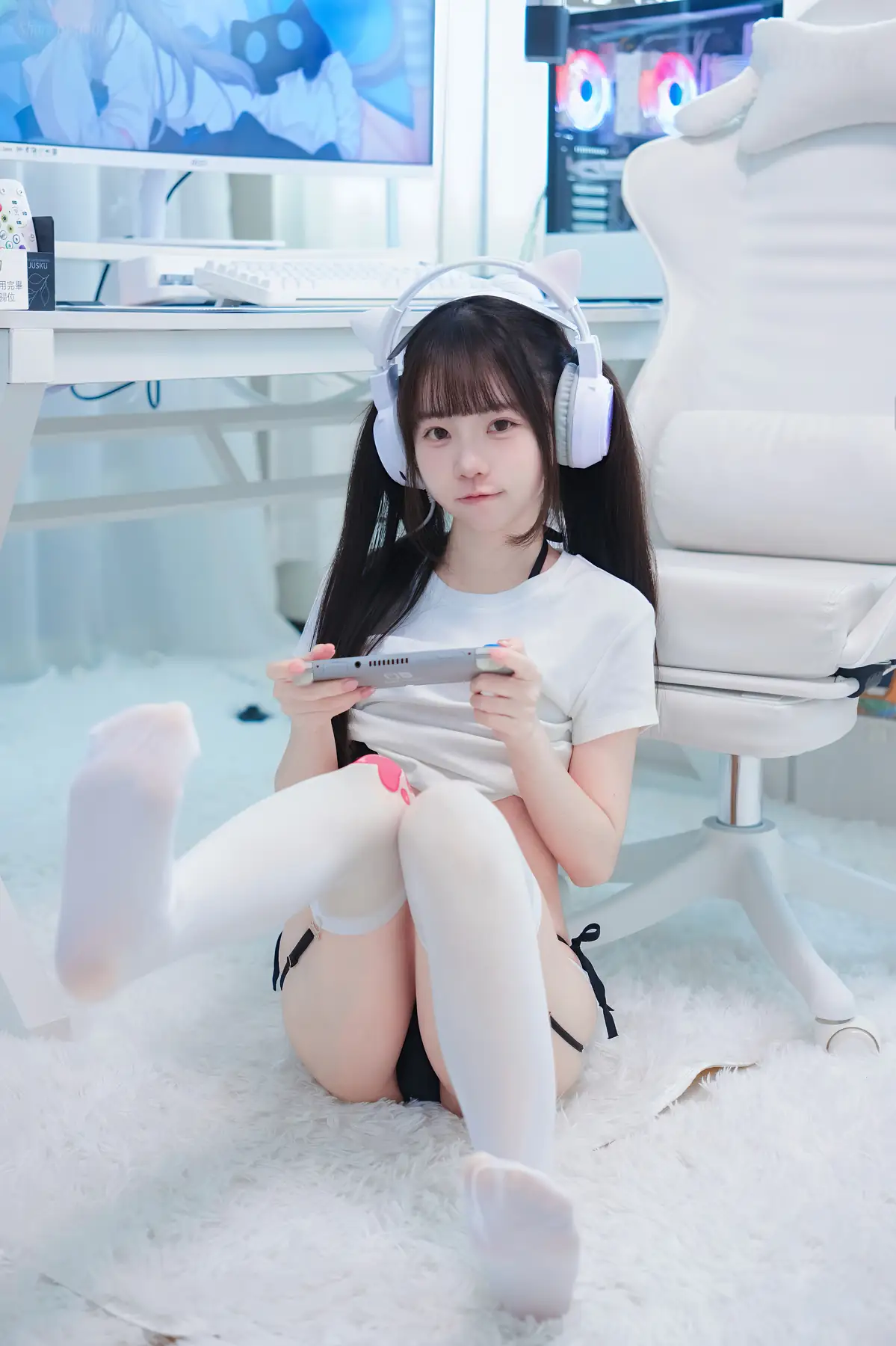 可可小白兔 - 不要打游戏惹 打兔兔(76P_149.1M) 可可小白兔 - 不要打游戏惹 打兔兔(76P_149.1M)_nb01.xyz_0001