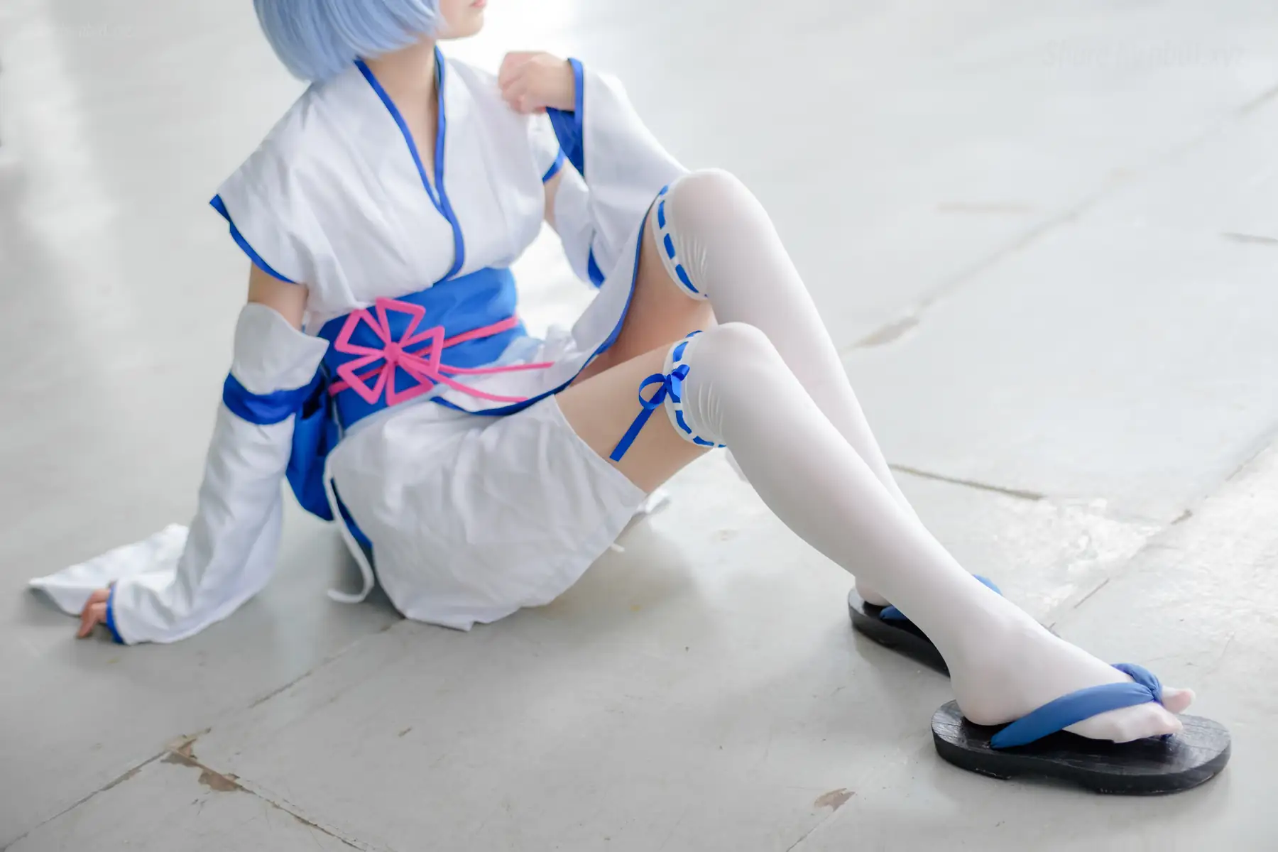 森萝财团 - FREE-002 漫展cosplay白丝长腿特写(15P_35.5M) 森萝财团 - FREE-002 漫展cosplay白丝长腿特写(15P_35.5M)_nb01.xyz_0011 图片5