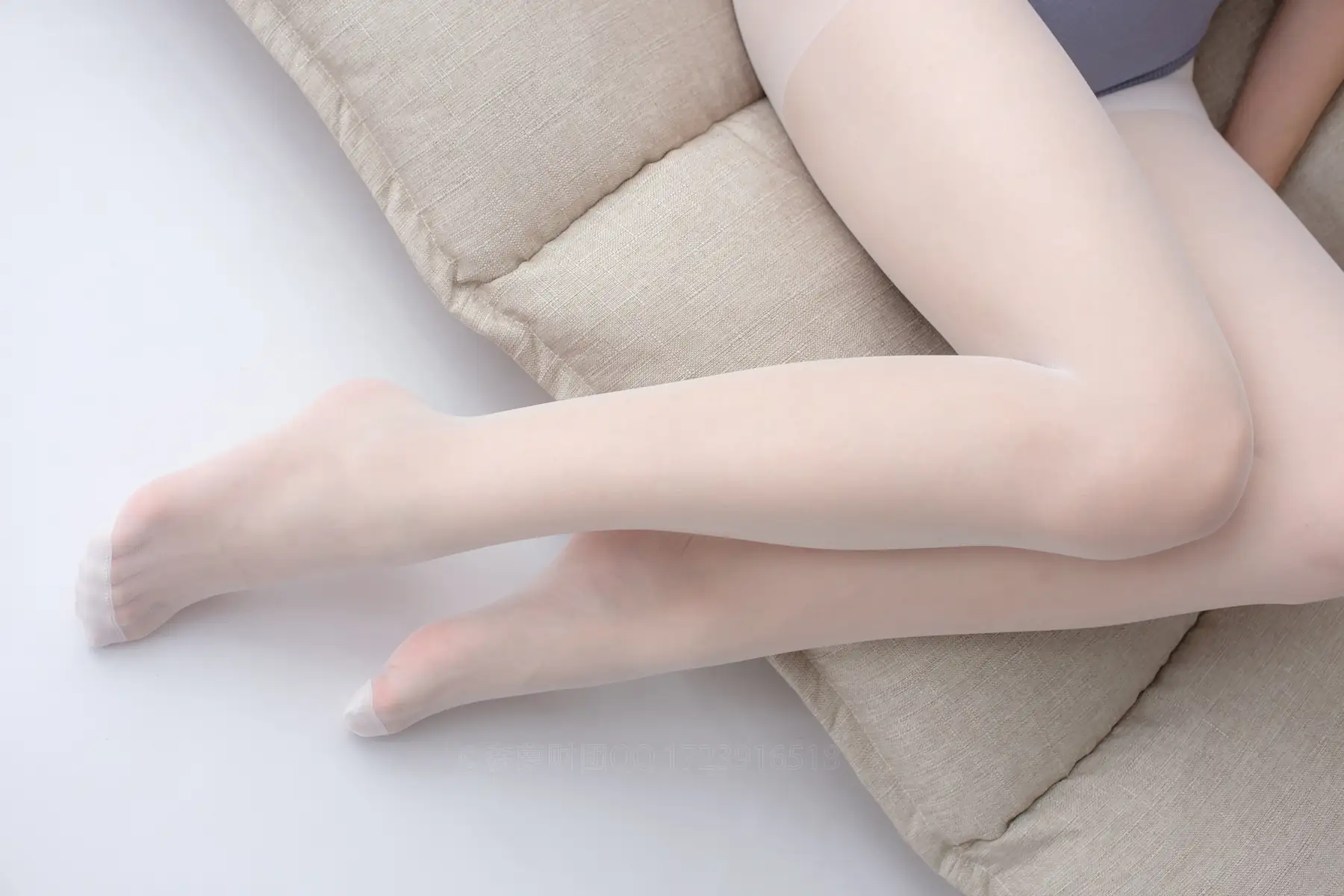 森萝财团 - LOVEPLUS-003 死库水丝袜美足(150P+1V_1.7G) 森萝财团 - LOVEPLUS-003 死库水丝袜美足(150P+1V_1.7G)_nb01.xyz_0049 图片3