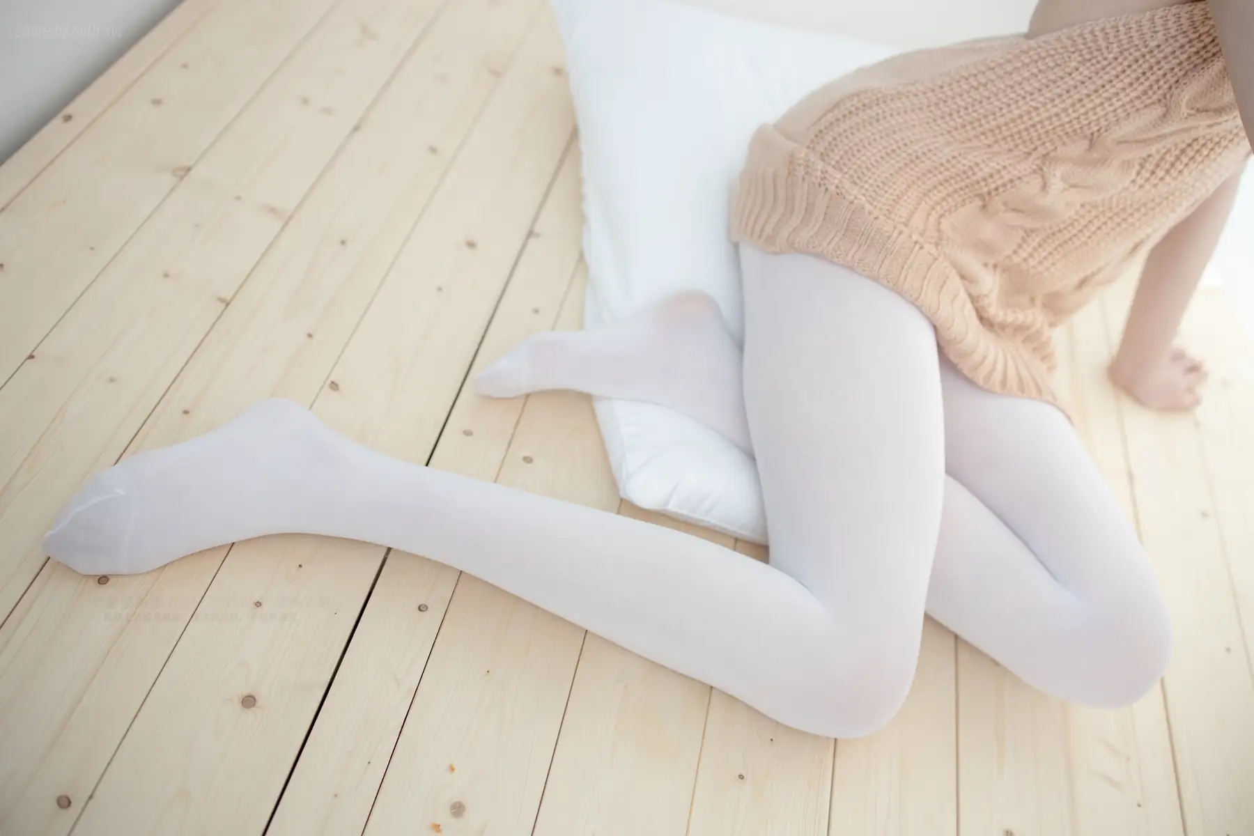 森萝财团 - LOVEPLUS-004 露背毛衣80D白丝(97P+1V_1.8G) 森萝财团 - LOVEPLUS-004 露背毛衣80D白丝(97P+1V_1.8G)_nb01.xyz_0083 图片6