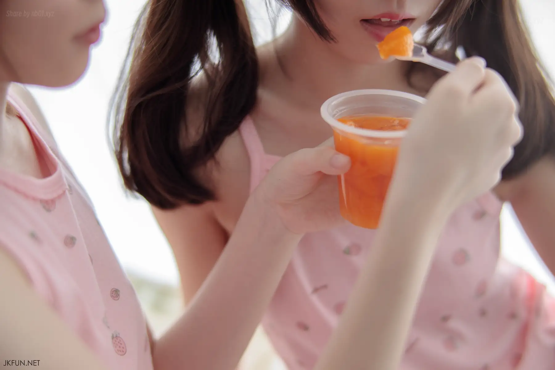 森萝财团 - JKFUN-015 默陌+AIKA-过膝袜+裤袜(88P+1V_1.8G) 森萝财团 - JKFUN-015 默陌+AIKA-过膝袜+裤袜(88P+1V_1.8G)_nb01.xyz_0060 图片4