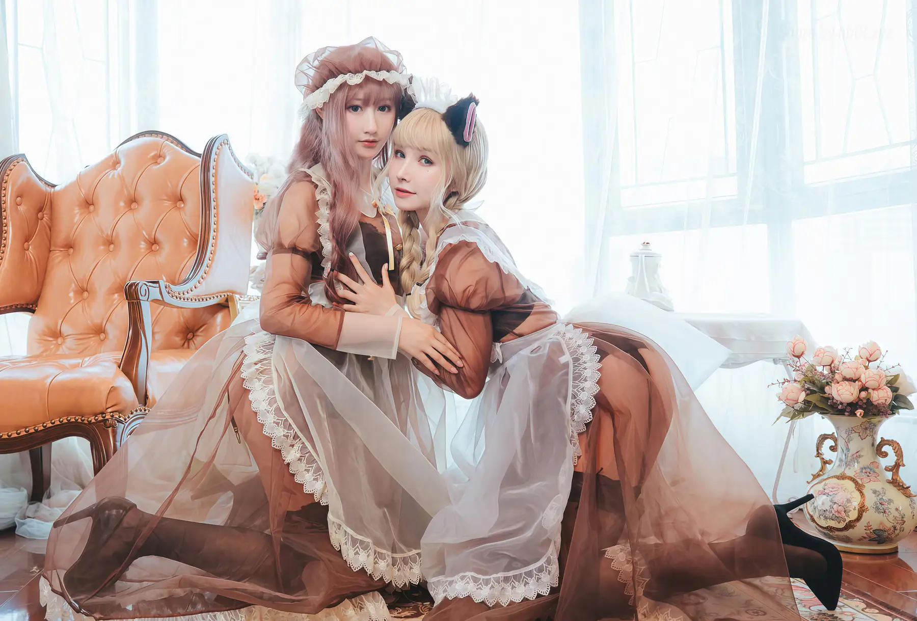 羽生三未 & 一千只猫薄荷 - 透明女仆(32P_145.9M) 羽生三未 & 一千只猫薄荷 - 透明女仆(32P_145.9M)_nb01.xyz_0004 图片2