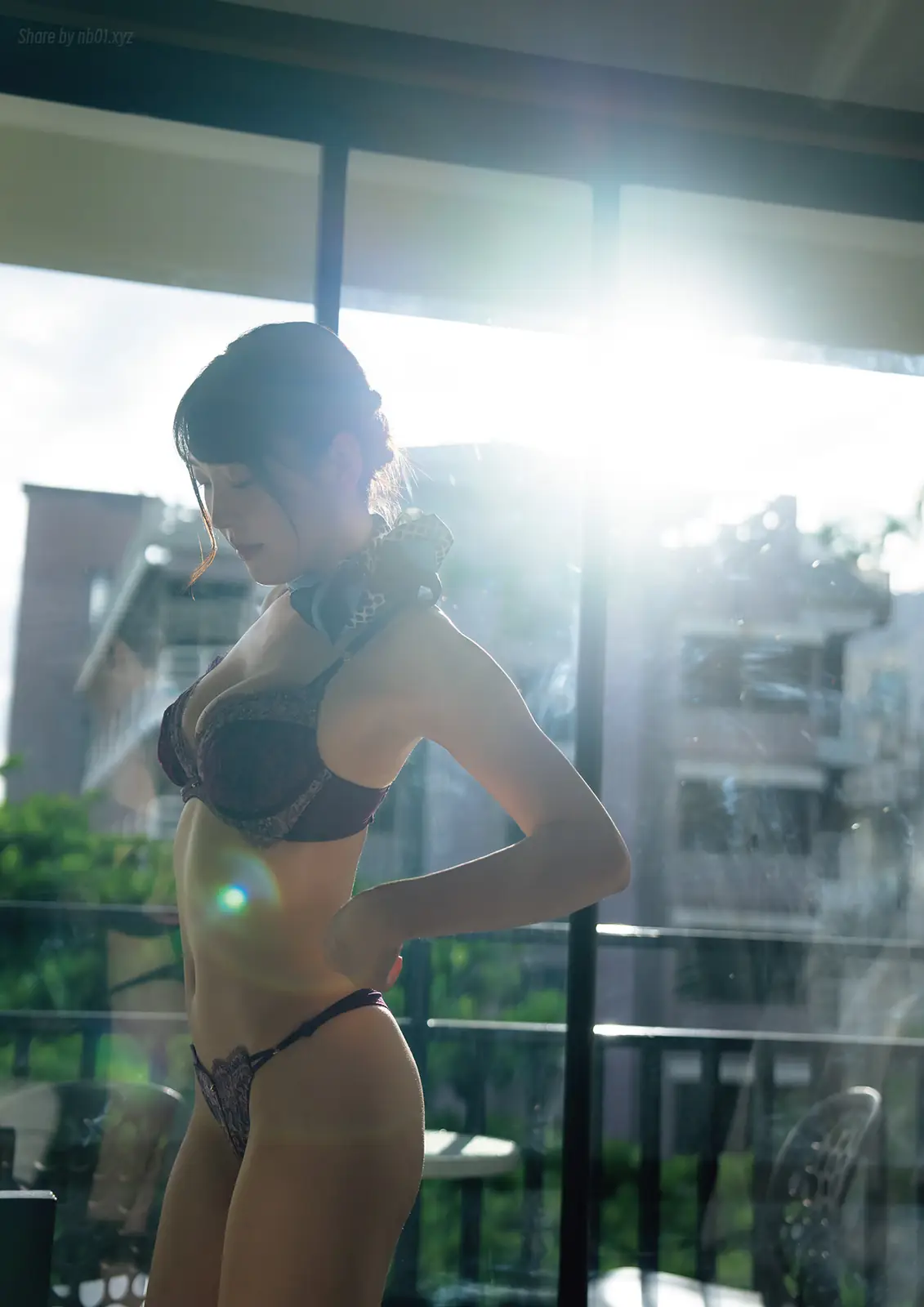 Takimoto Shizuha(瀧本雫葉) - ファースト写真集 WHITE HOTEL(114P_42.7M) Takimoto Shizuha(瀧本雫葉) - ファースト写真集 WHITE HOTEL(114P_42.7M)_nb01.x...