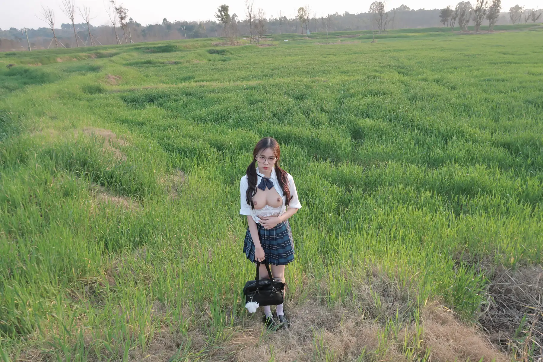 Ceason - 草地露出(33P_178.7M) Ceason - 草地露出(33P_178.7M)_nb01.xyz_0013 图片4