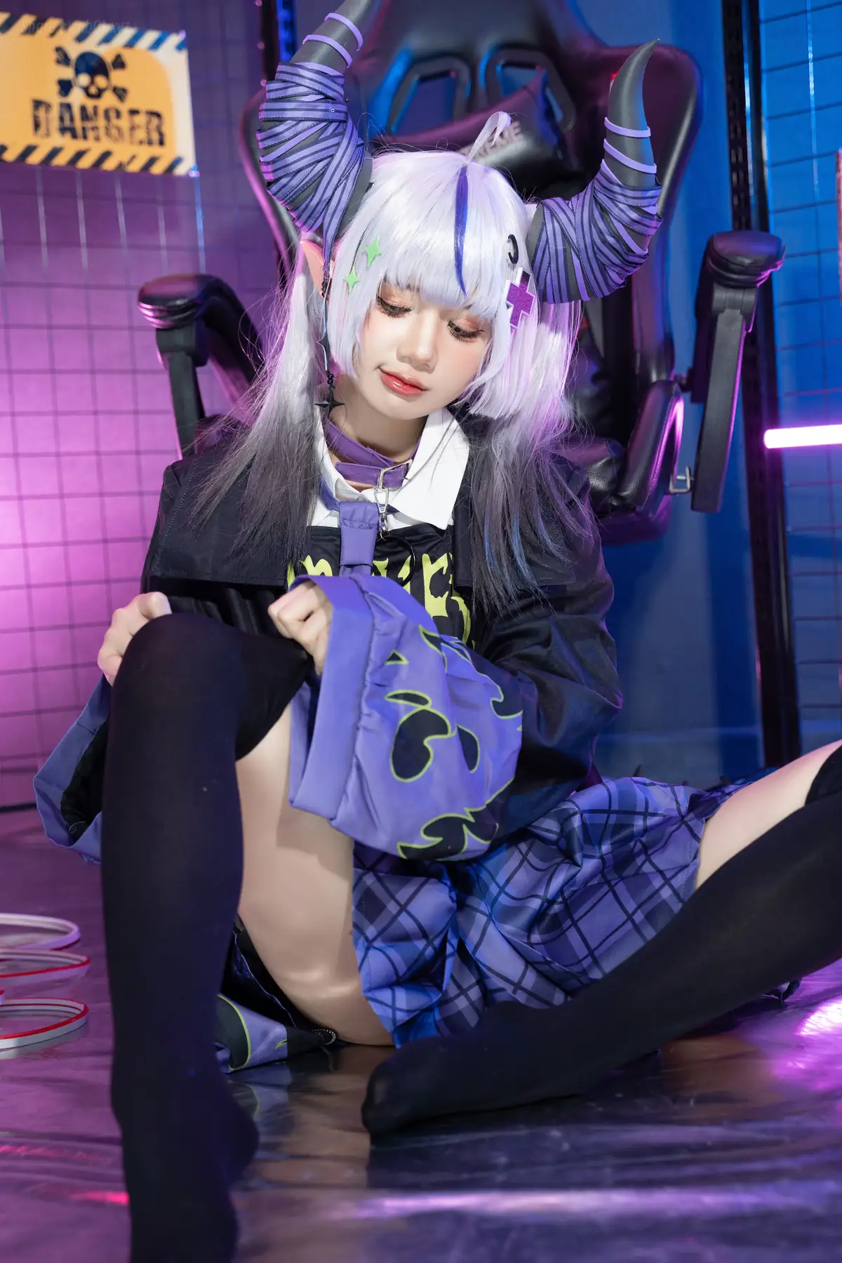 PoppaChan - Laplus in New Outfit(46P+11V_1023.0M) PoppaChan - Laplus in New Outfit(46P+11V_1023.0M)_nb01.xyz_0046 图片8