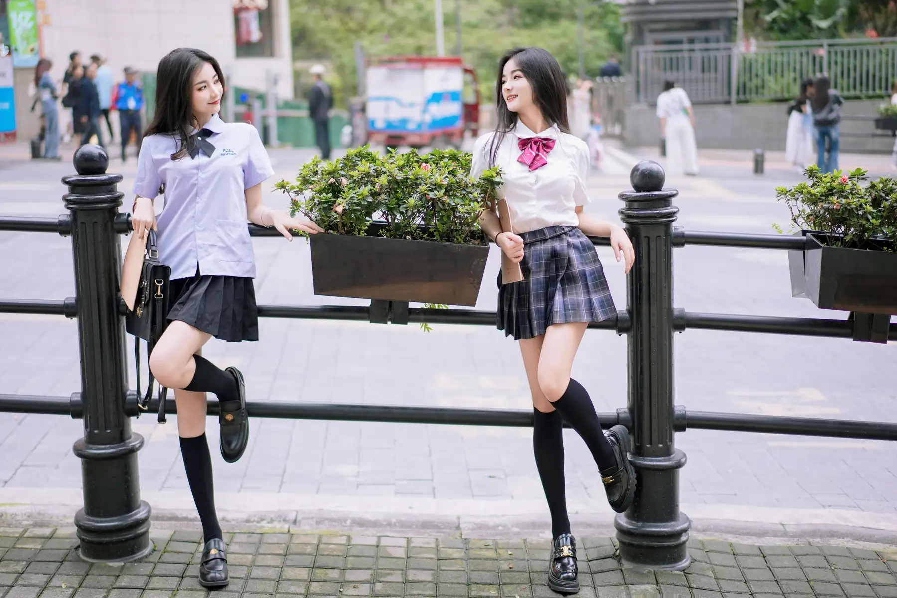 [内购无水印]鱼子酱Fish & 谭小灵 - 双人JK(108P_442.4M) [内购无水印]鱼子酱Fish & 谭小灵 - 双人JK(108P_442.4M)_nb01.xyz_0007 图片2