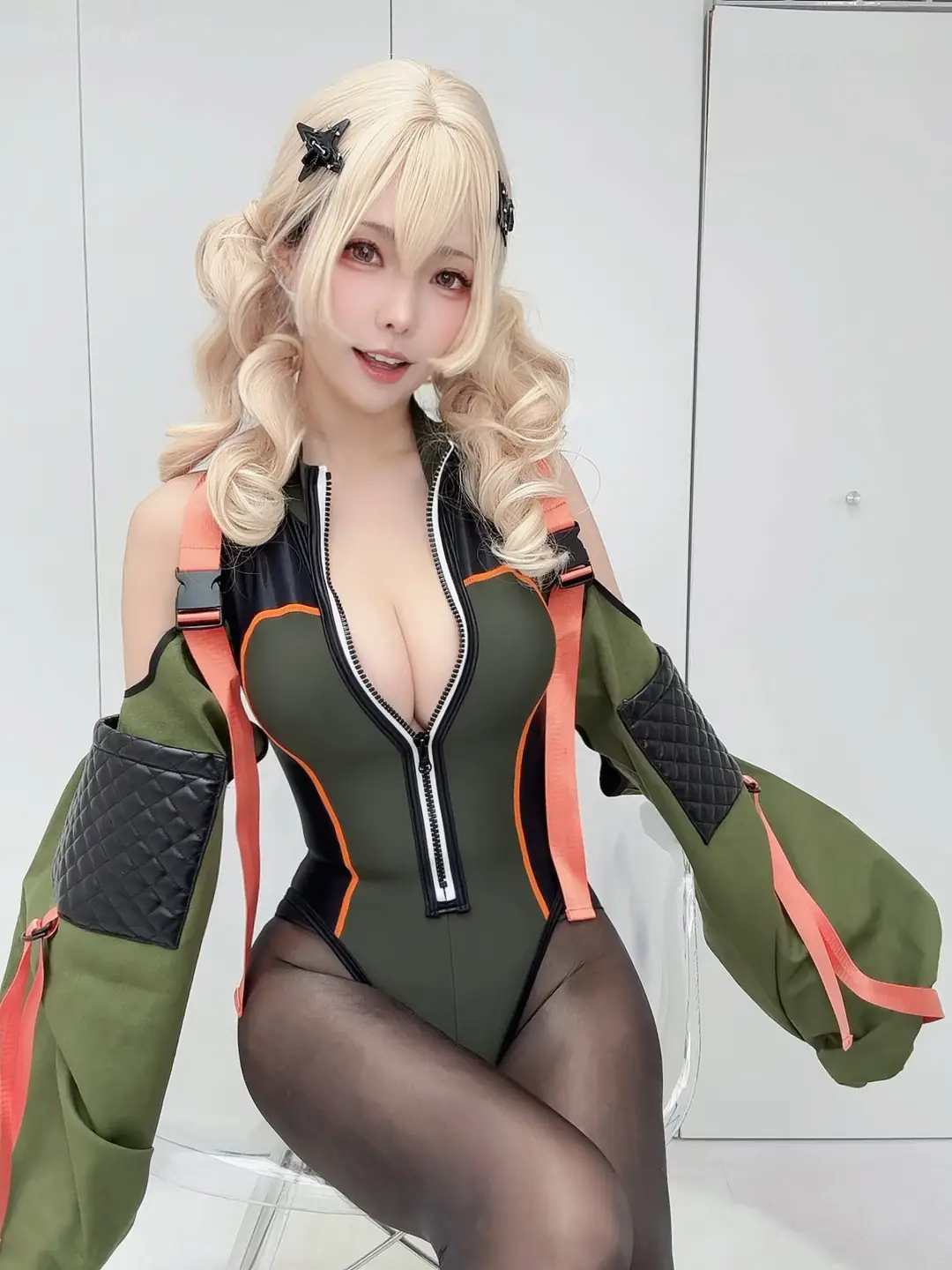 Ely_eee(ElyEE子) - May 2026 Extras and Video(19P+9V_134.2M) Ely_eee(ElyEE子) - May 2026 Extras and Video(19P+9V_134.2M)_nb01...