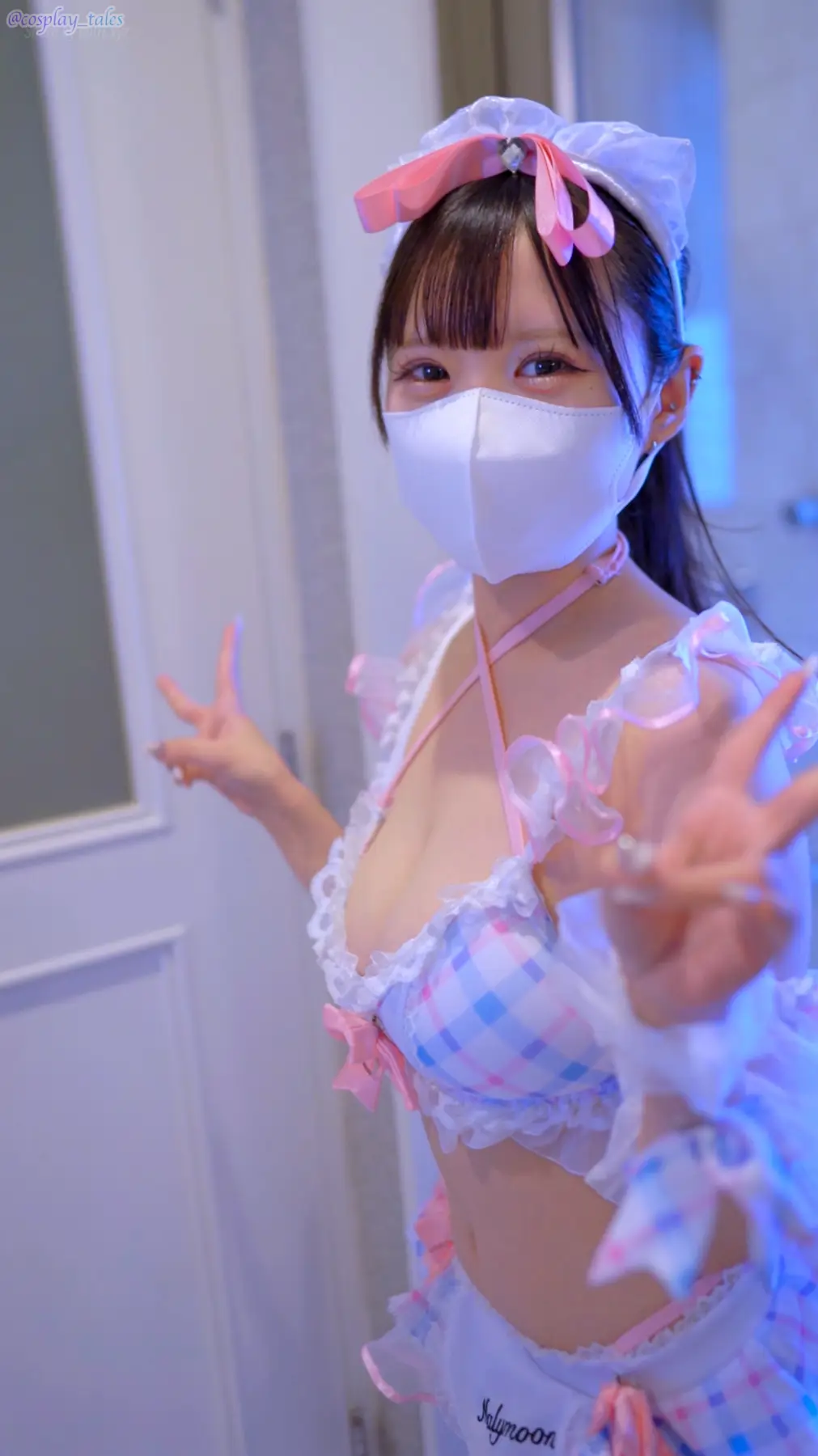 COSPLAYTALES - 2026-07-27_【フル動画+写真集】顔はアイドル✨身体はグラドル💕 見つめられながらパイズリ x バイブオナニー乳首吸引手マンで連続潮吹き🐳💦 V字バランス開脚でなま中出しえっち🩷💛🩵(サマー水着2026・黒猫)_4165199(17P+1V_2.6G)_nb01.xyz_0010 COSPLAYTALES - 2026-07-27_【フル動画+写真集】顔はアイドル✨身体はグラドル💕 見つめられながらパイズリ x バイブオナニー乳首吸引手マンで連続潮吹き🐳💦 V字バランス開脚でなま中出しえっち🩷💛🩵(サマー水着2026・黒...