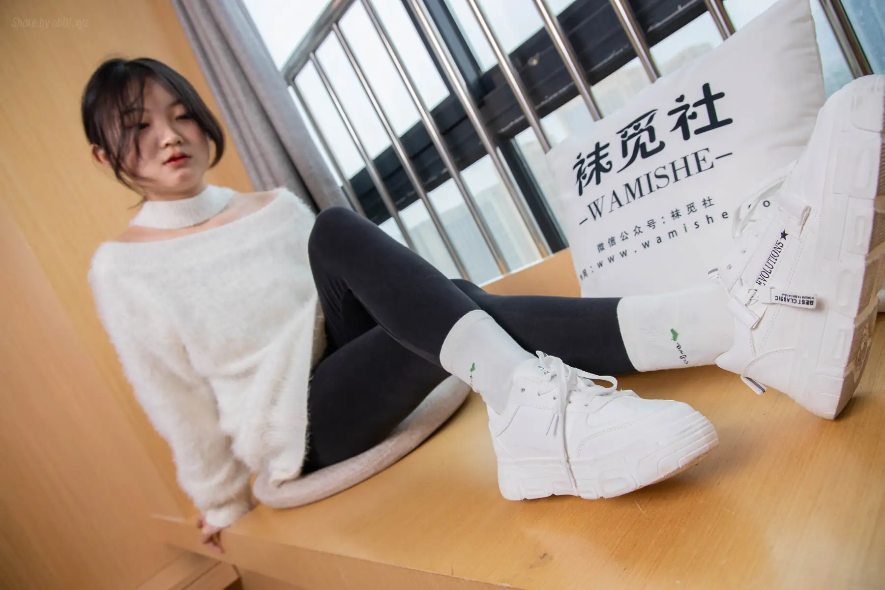 [袜觅社]No.003 香香(102P_259.7M) [袜觅社]No.003 香香(102P_259.7M)_nb01.xyz_0016 图片4
