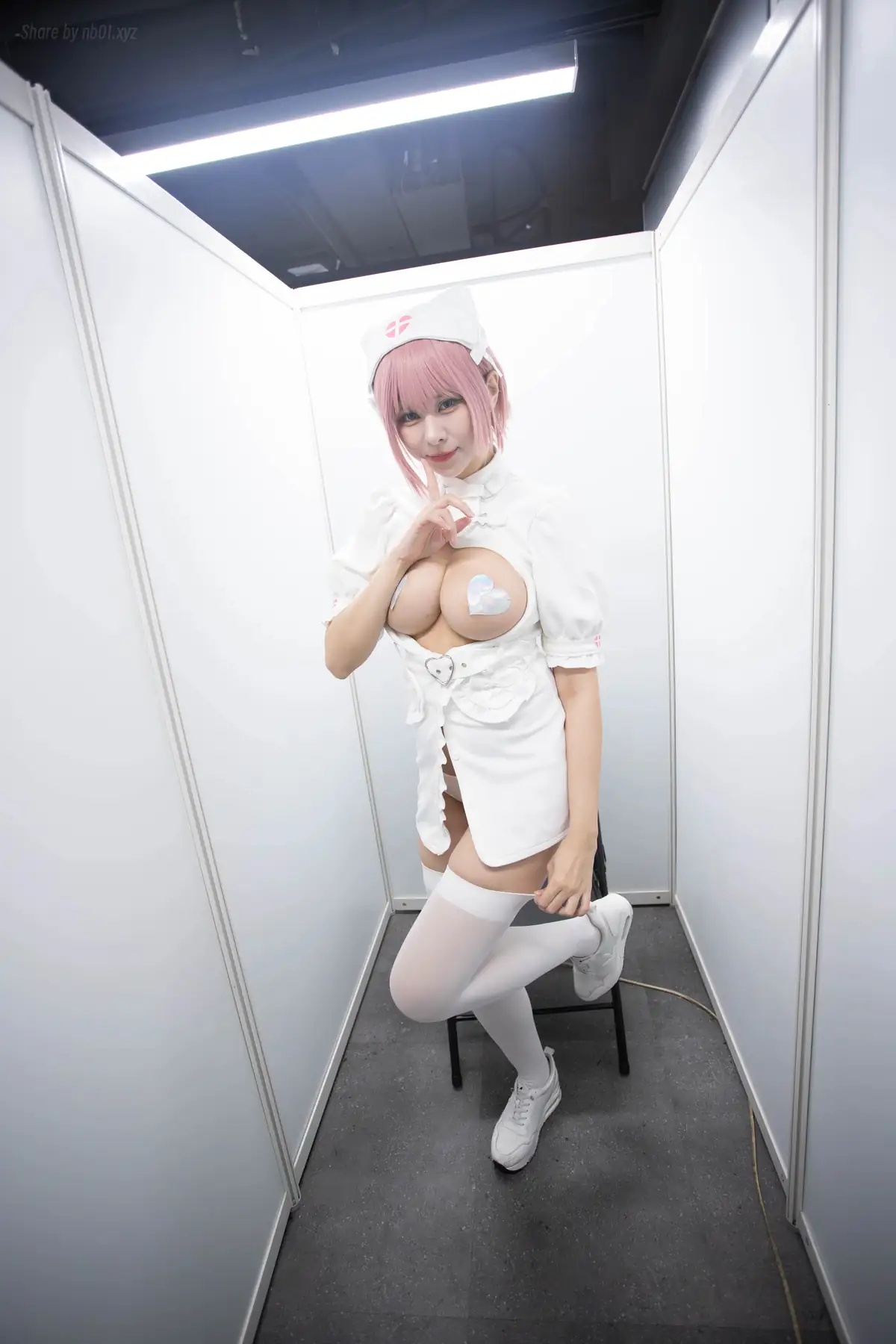 小空sora - 护士一花(18P_38.3M) 小空sora - 护士一花(18P_38.3M)_nb01.xyz_0017 图片7