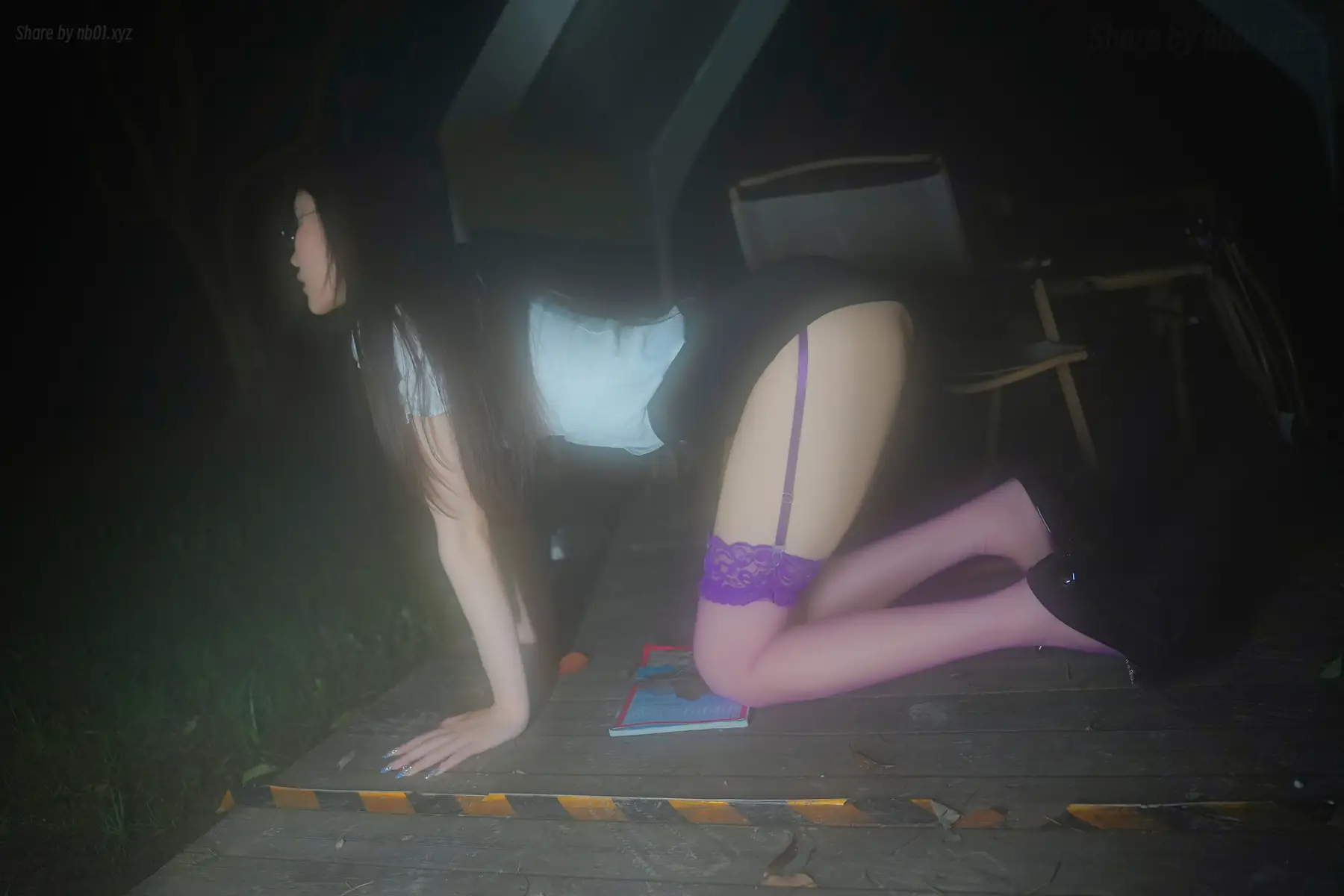[内购无水印]晚苏susu - 紫色丝袜(80P_298.9M) [内购无水印]晚苏susu - 紫色丝袜(80P_298.9M)_nb01.xyz_0023 图片3