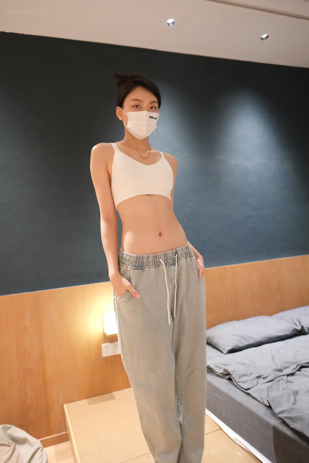 [ROSI口罩系列]2024.10.05 No.3037(74P_152.1M) [ROSI口罩系列]2024.10.05 No.3037(74P_152.1M)_nb01.xyz_0001