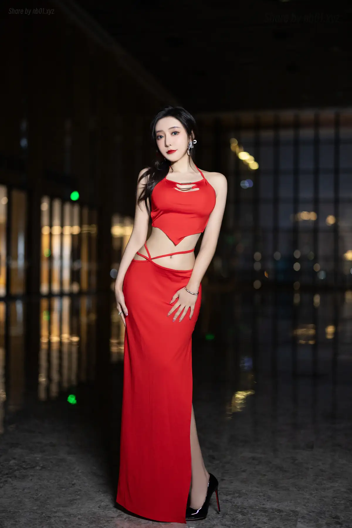 [内购无水印]王馨瑶Yanni - 红色裙子拼杏色毛毛情趣(100P_338.3M) [内购无水印]王馨瑶Yanni - 红色裙子拼杏色毛毛情趣(100P_338.3M)_nb01.xyz_0001