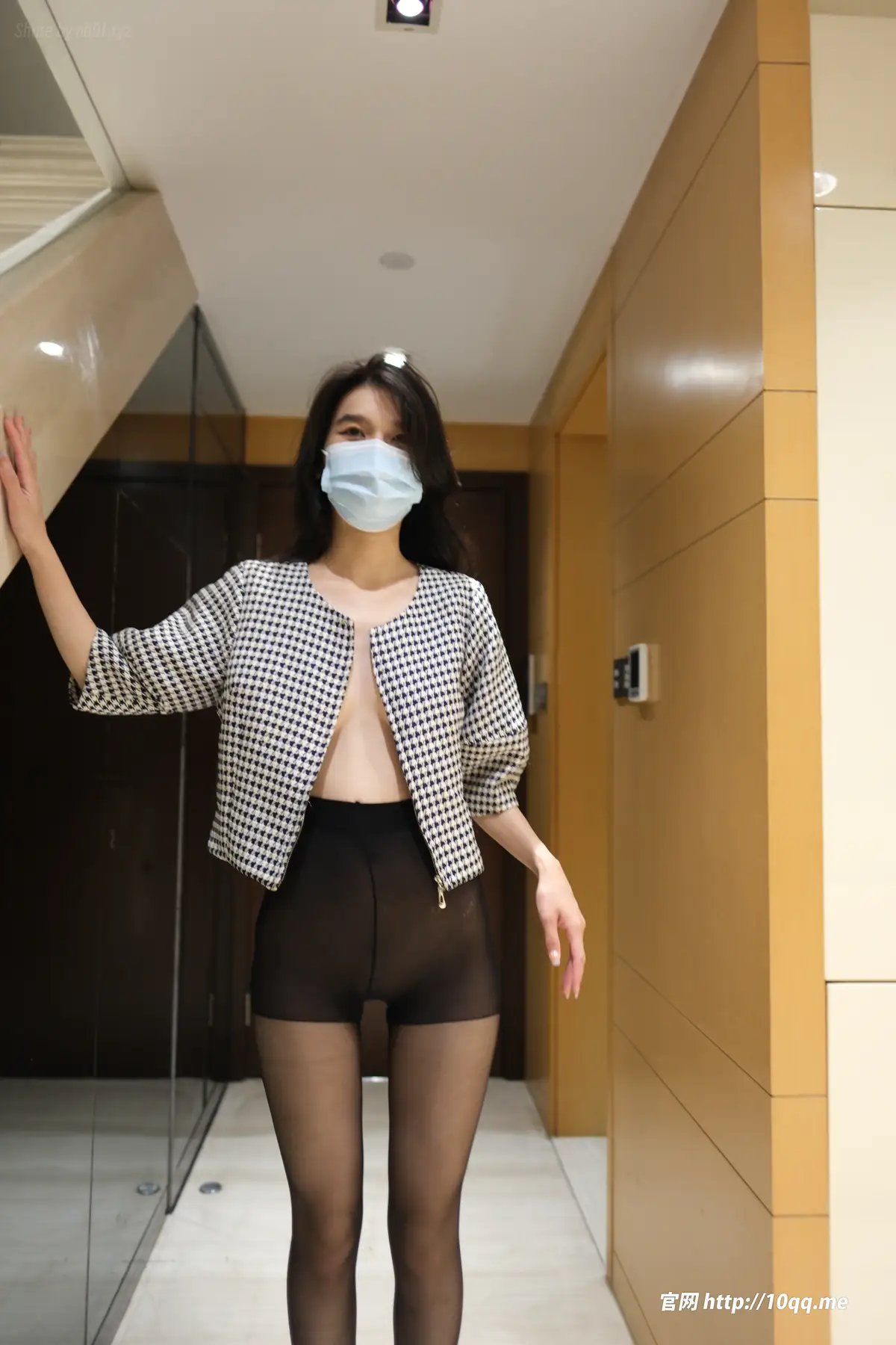 [ROSI口罩系列]2024.10.30 No.3062(67P_141.0M) [ROSI口罩系列]2024.10.30 No.3062(67P_141.0M)_nb01.xyz_0001