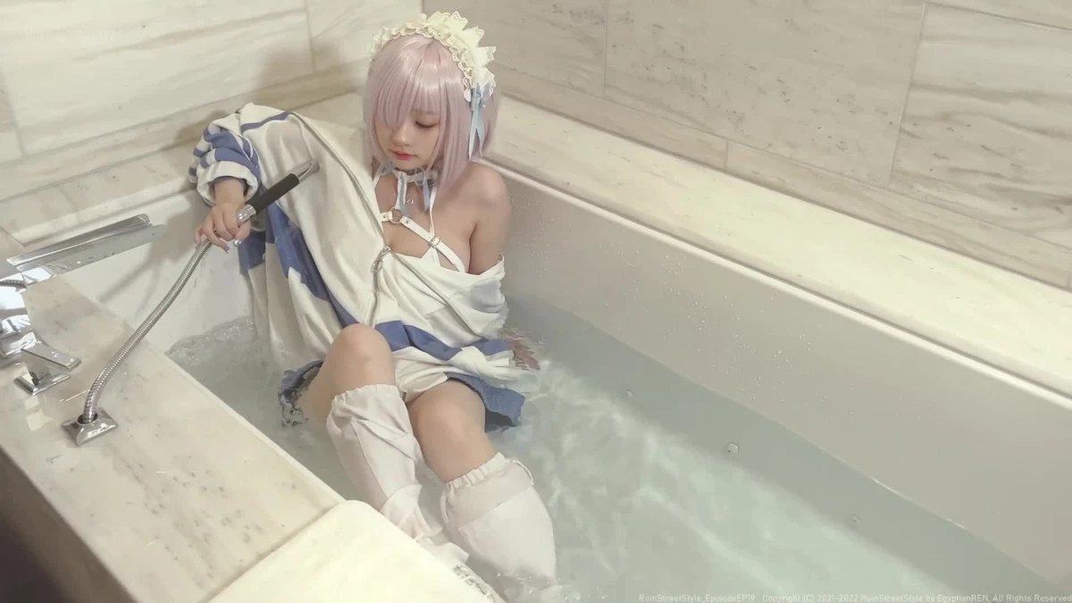 RSS RuinStreetStyle - EP19_天使系地雷少女浴缸湿身_Angelic Cute Cosplay Girl Getting Full Wet in Bathtub_Wendydydydy酱油(1V_632.1M) RSS ...