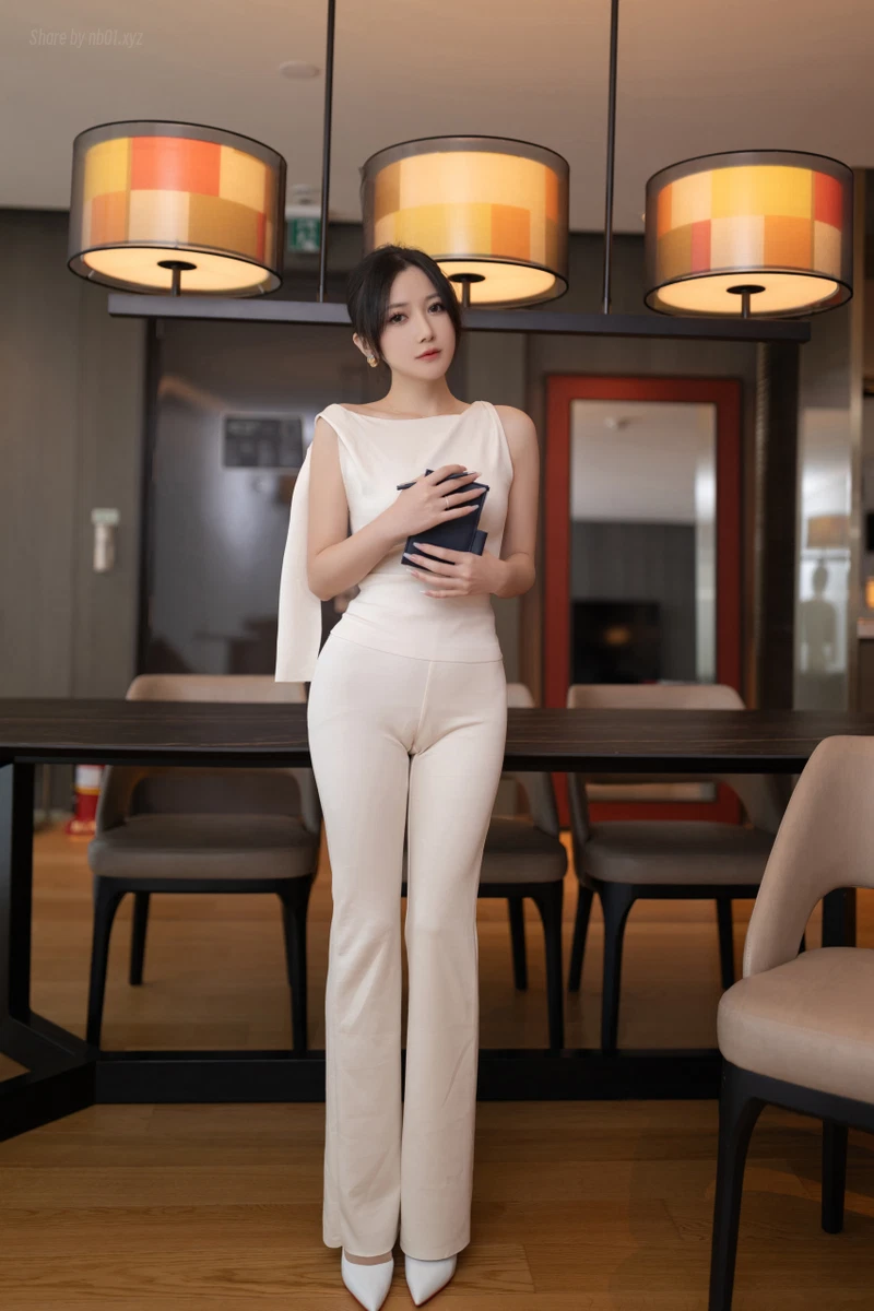 [内购无水印]鱼子酱Fish - 职场女人(120P_613.8M) [内购无水印]鱼子酱Fish - 职场女人(120P_613.8M)_nb01.xyz_0001