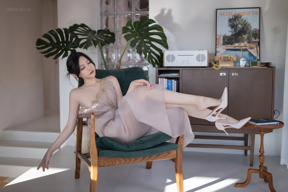 [内购无水印]鱼子酱Fish - 抹胸芦苇女人(101P_798.8M) [内购无水印]鱼子酱Fish - 抹胸芦苇女人(101P_798.8M)_nb01.xyz_0063 图片6